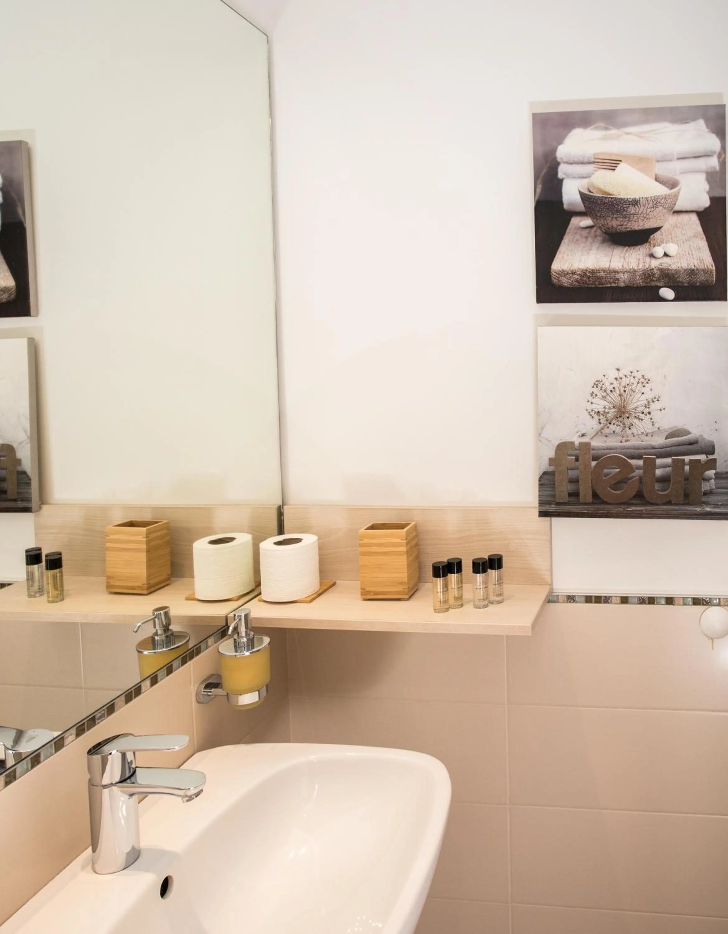 Bathroom in Prince Hall