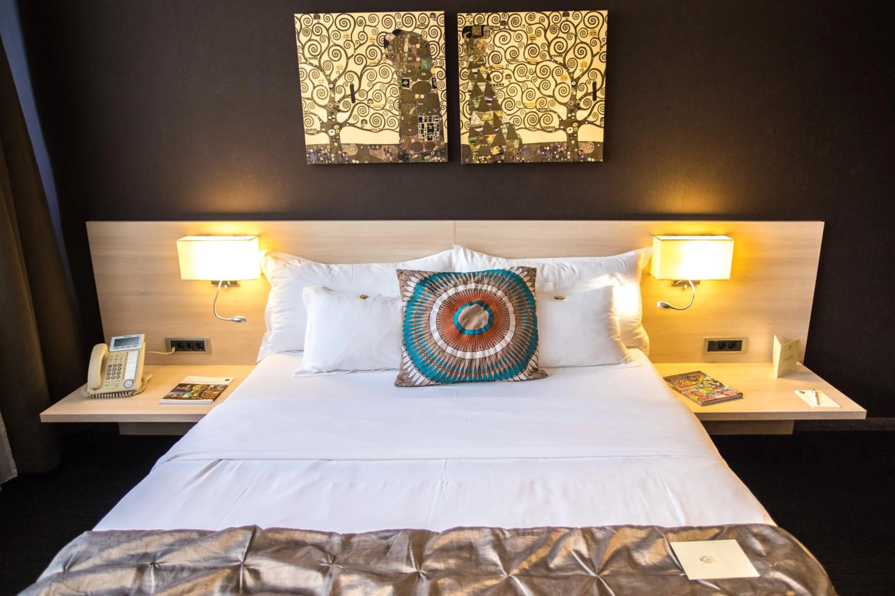 Bedroom, Bed in Prince Hall