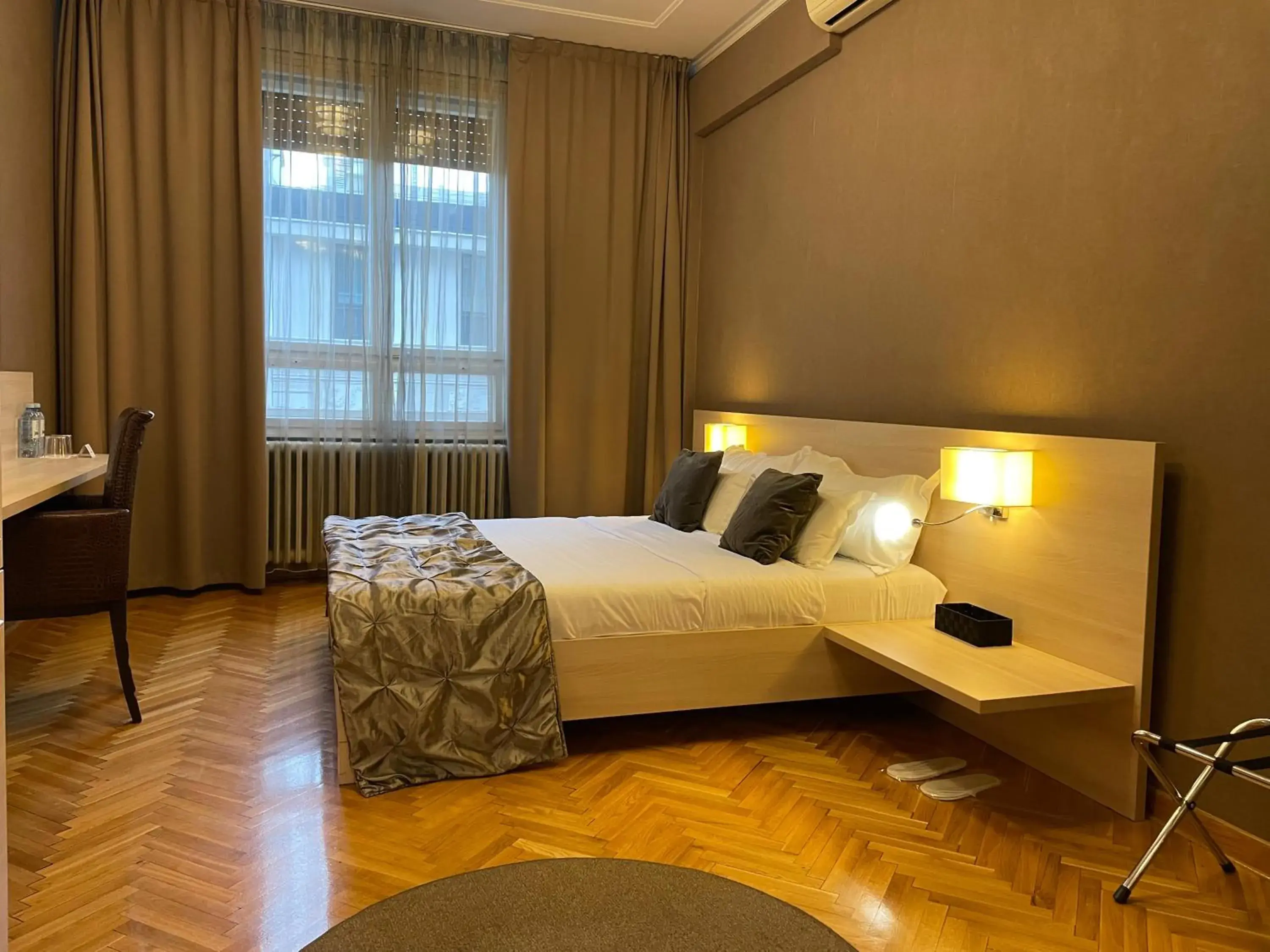 Superior Suite in Prince Hall Superior Suite in Prince Hall