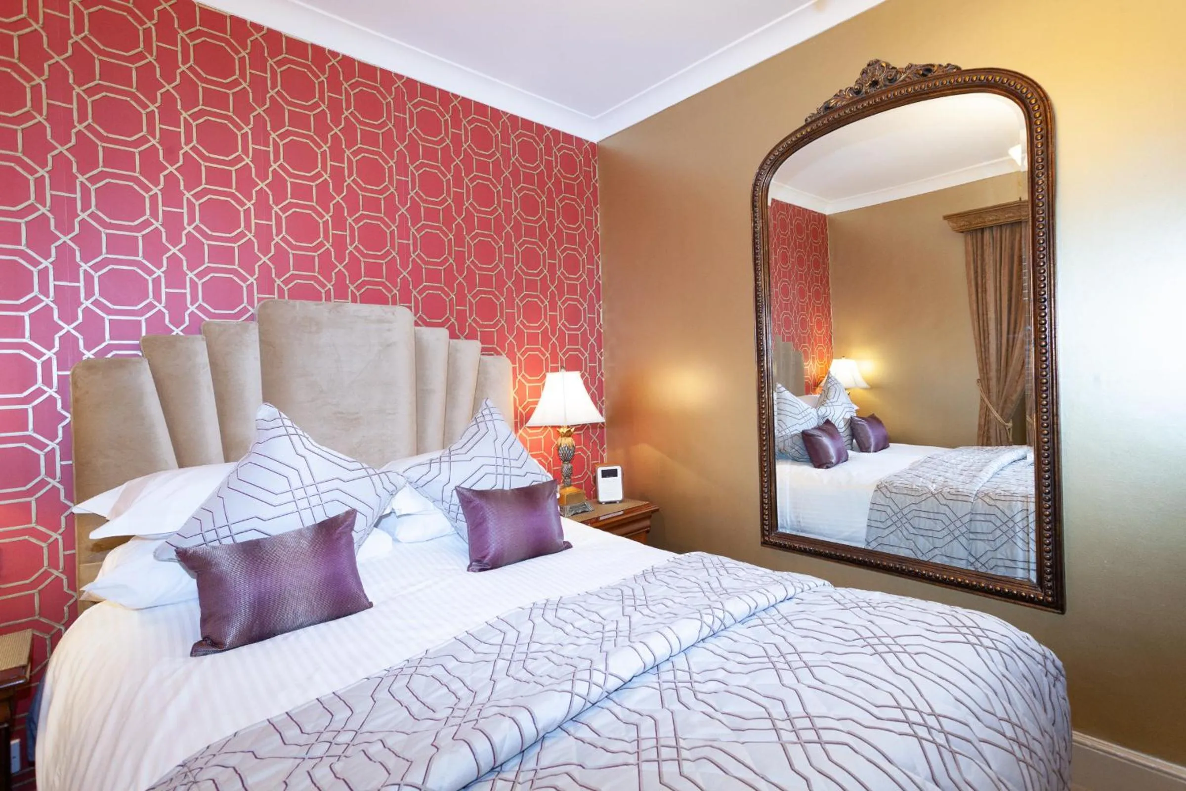 Bed in The Somerville