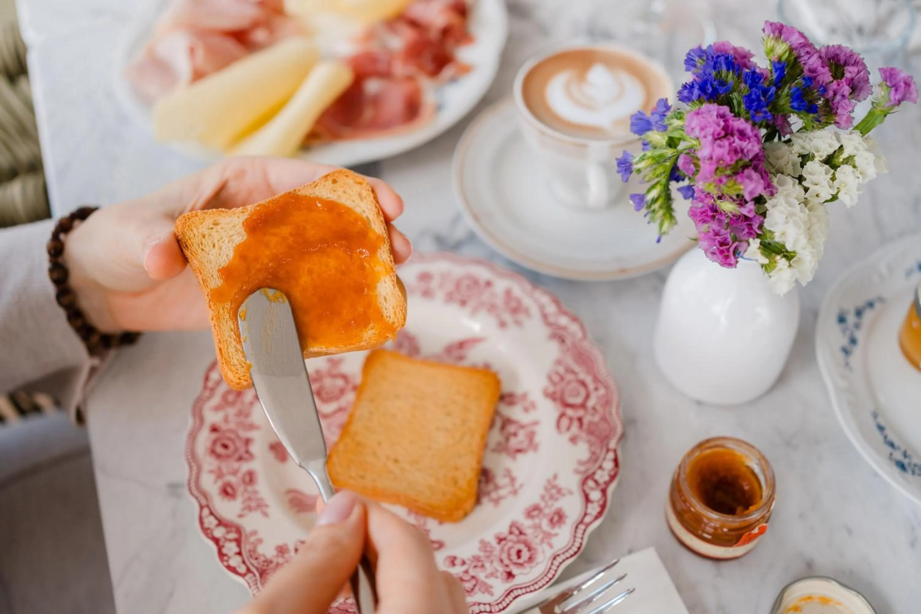 Corte Patitari - by Patitari Suites