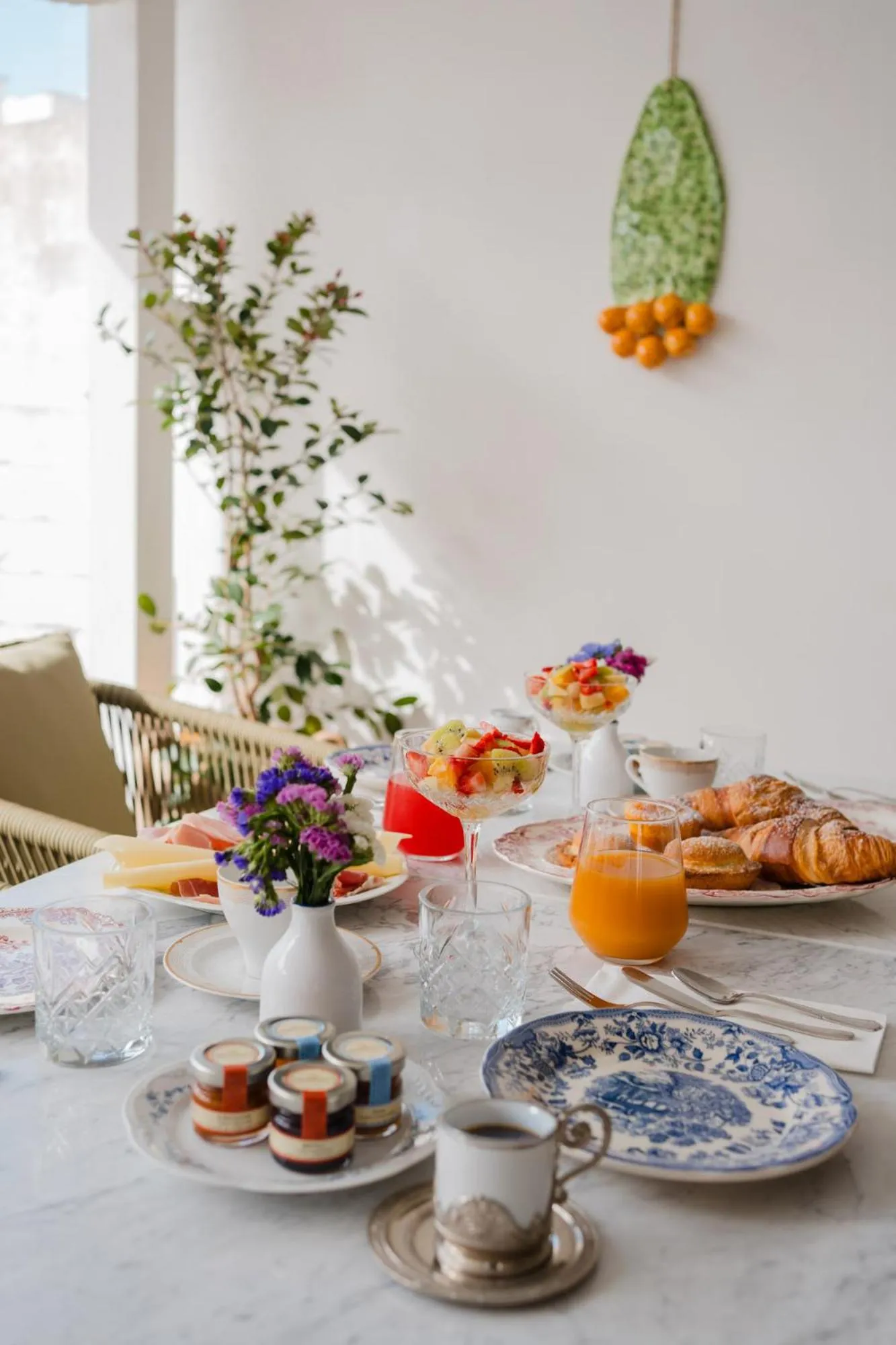 Food and drinks in Corte Patitari - by Patitari Suites