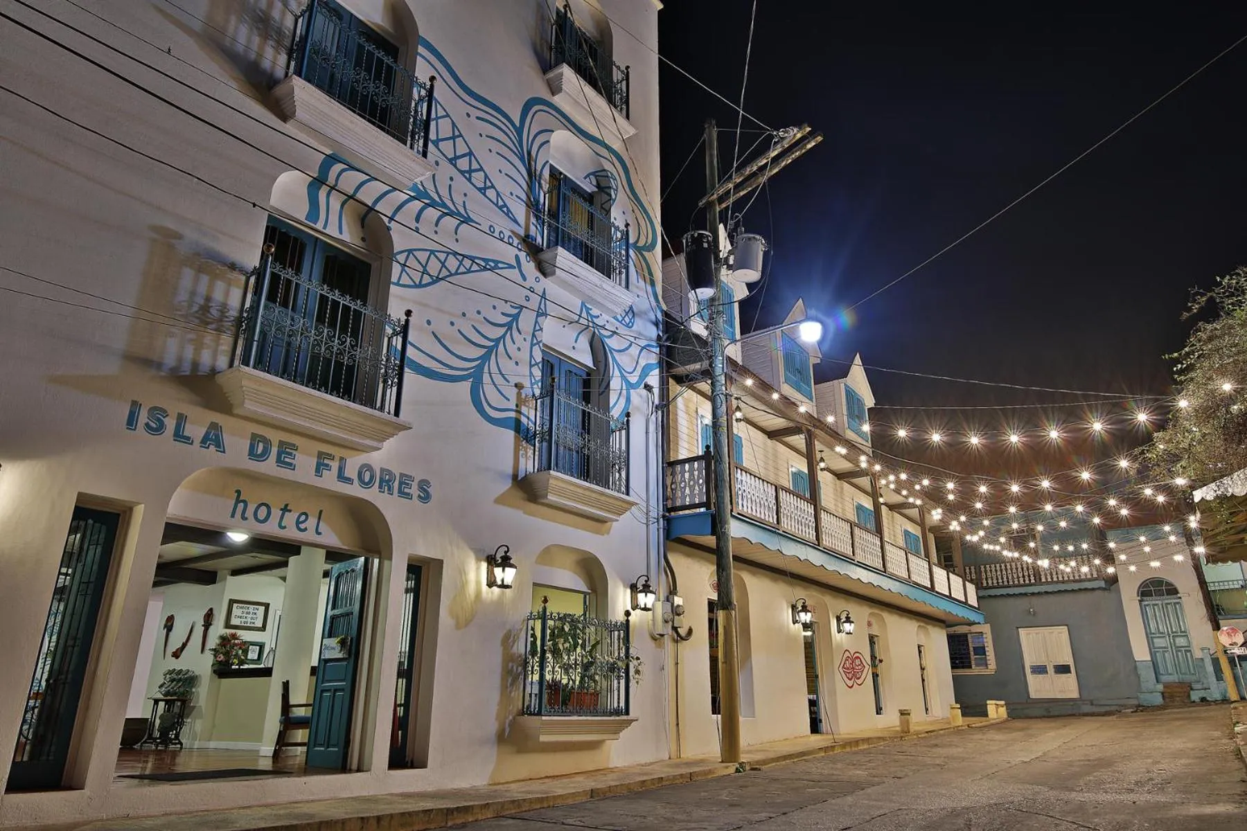 Facade/entrance in Hotel Isla de Flores
