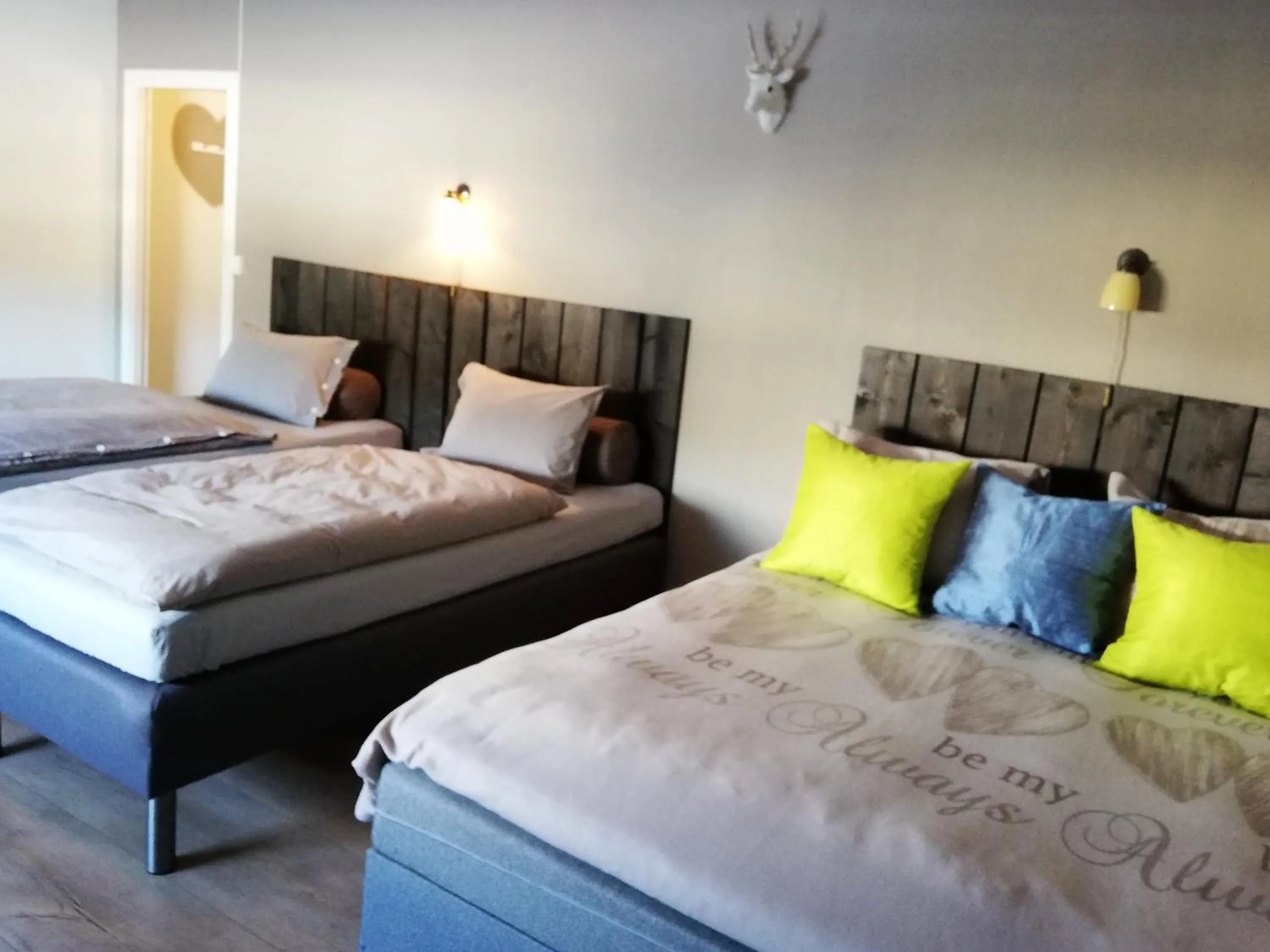 Bed in Løvheim Gjestehus