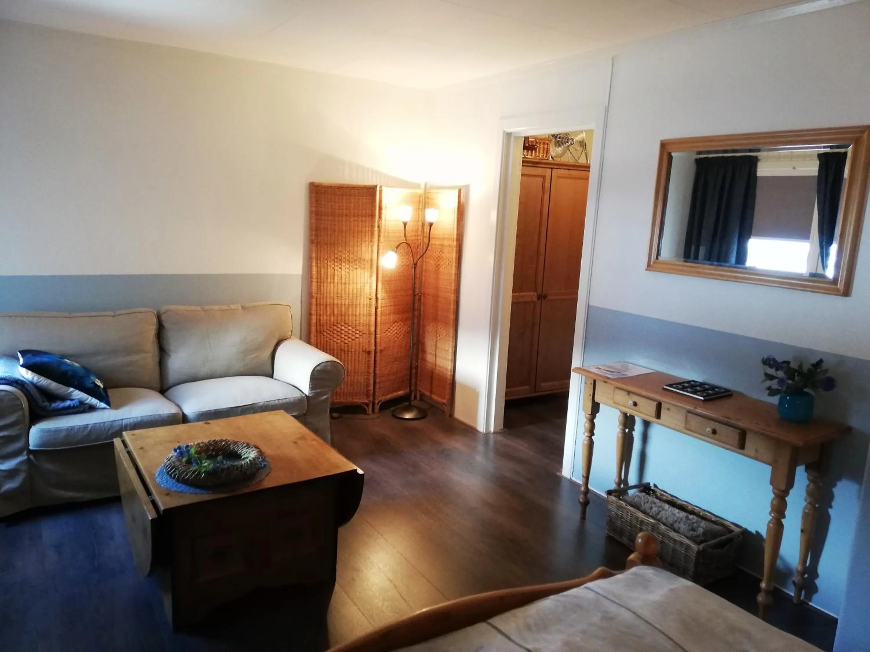 Seating area in Løvheim Gjestehus