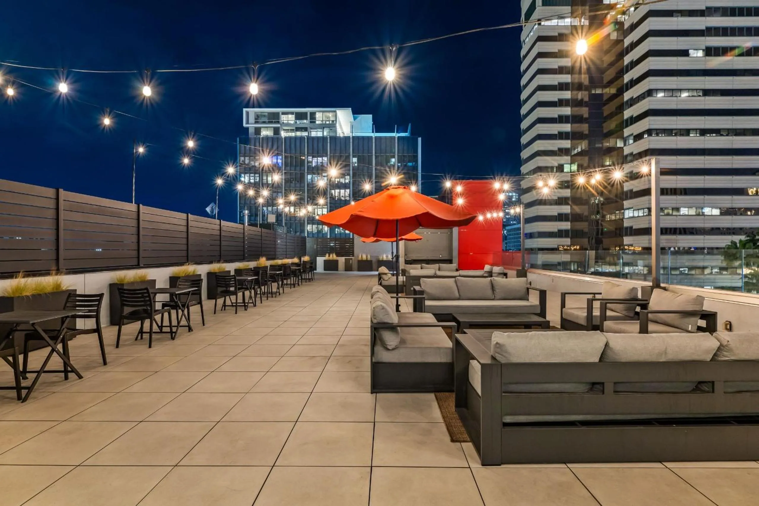 Hotel Mai Downtown Long Beach