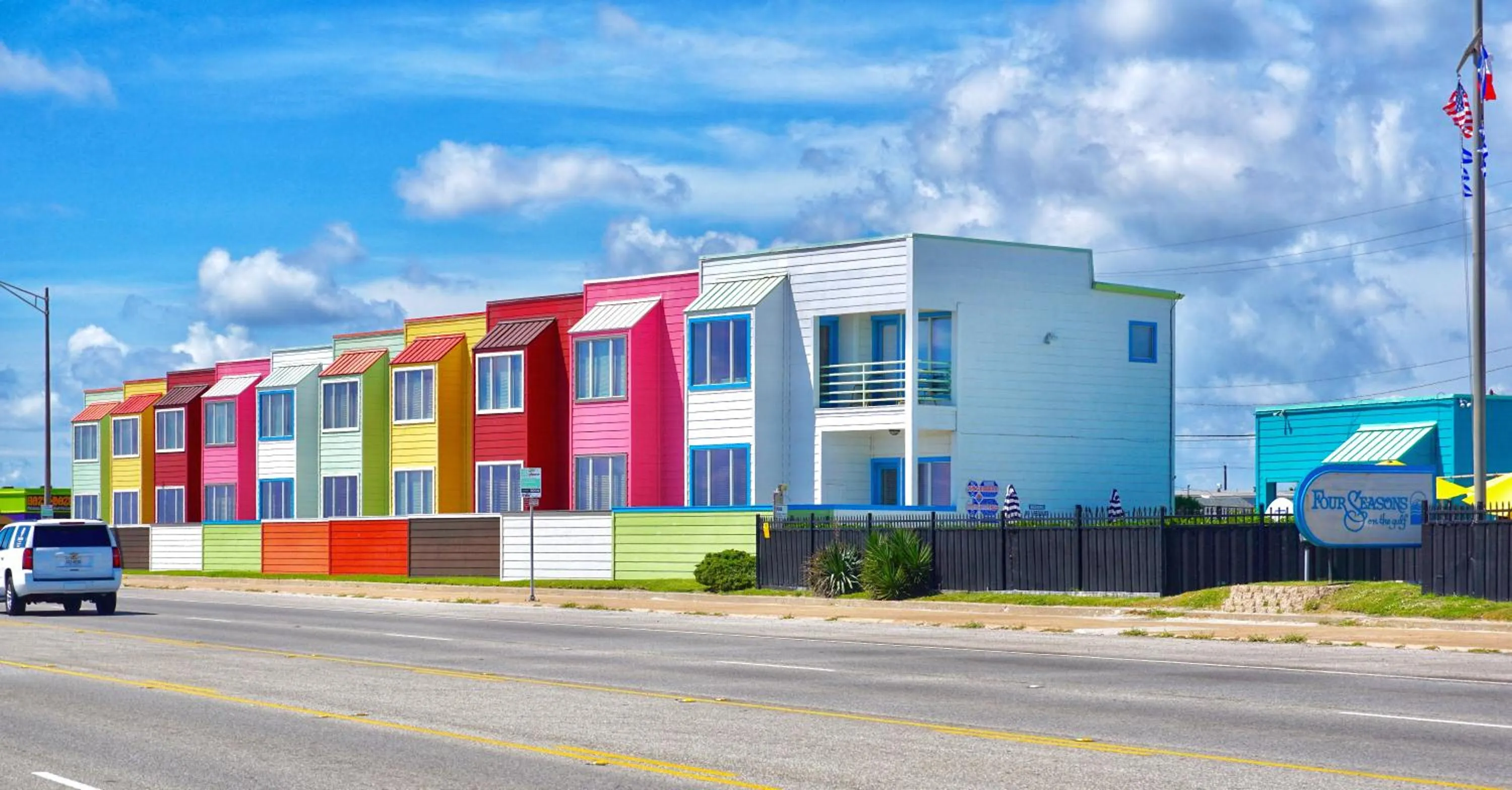 Property building in Four Seasons on the Gulf
