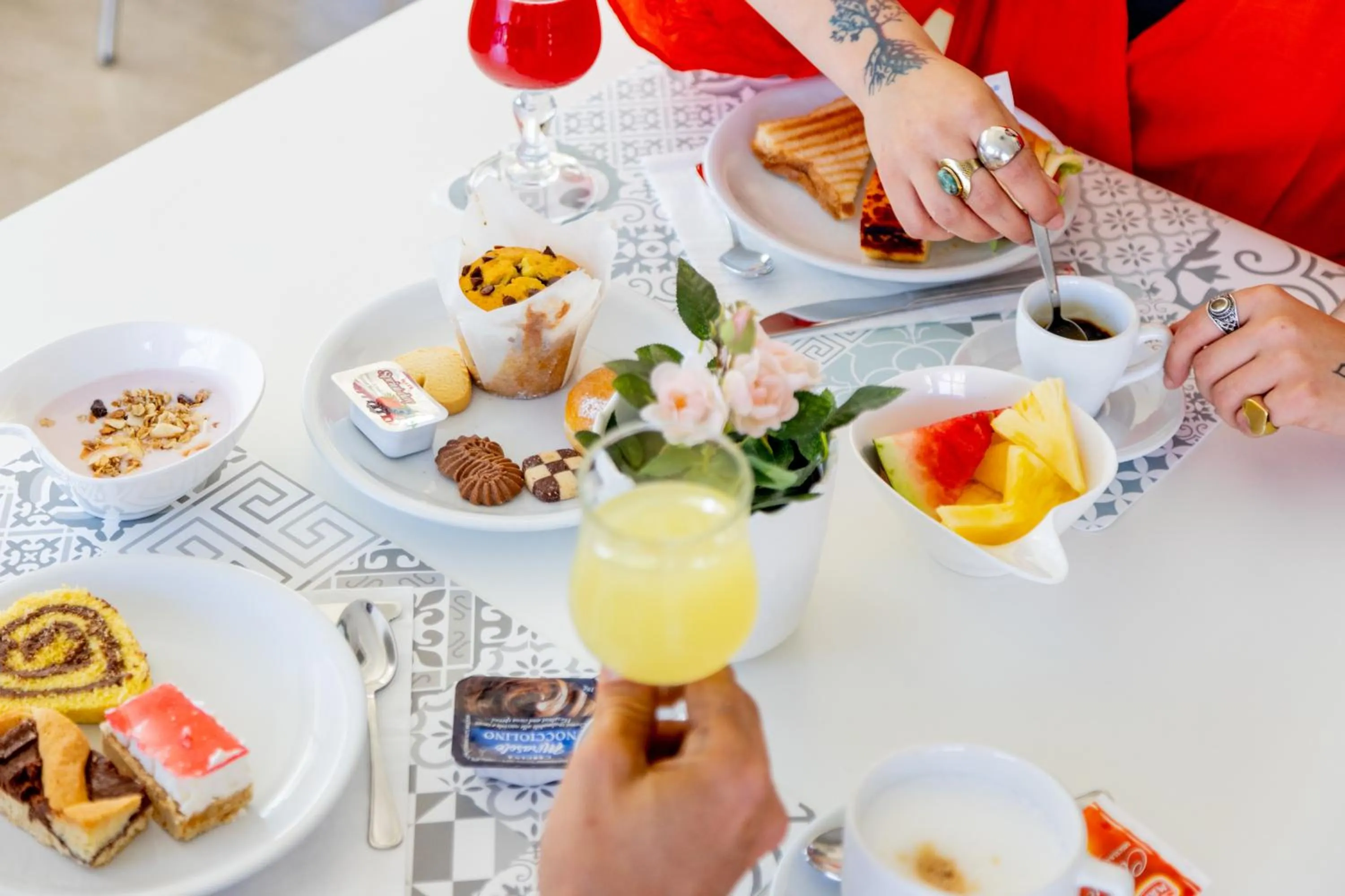 Food and drinks in Hotel Kim