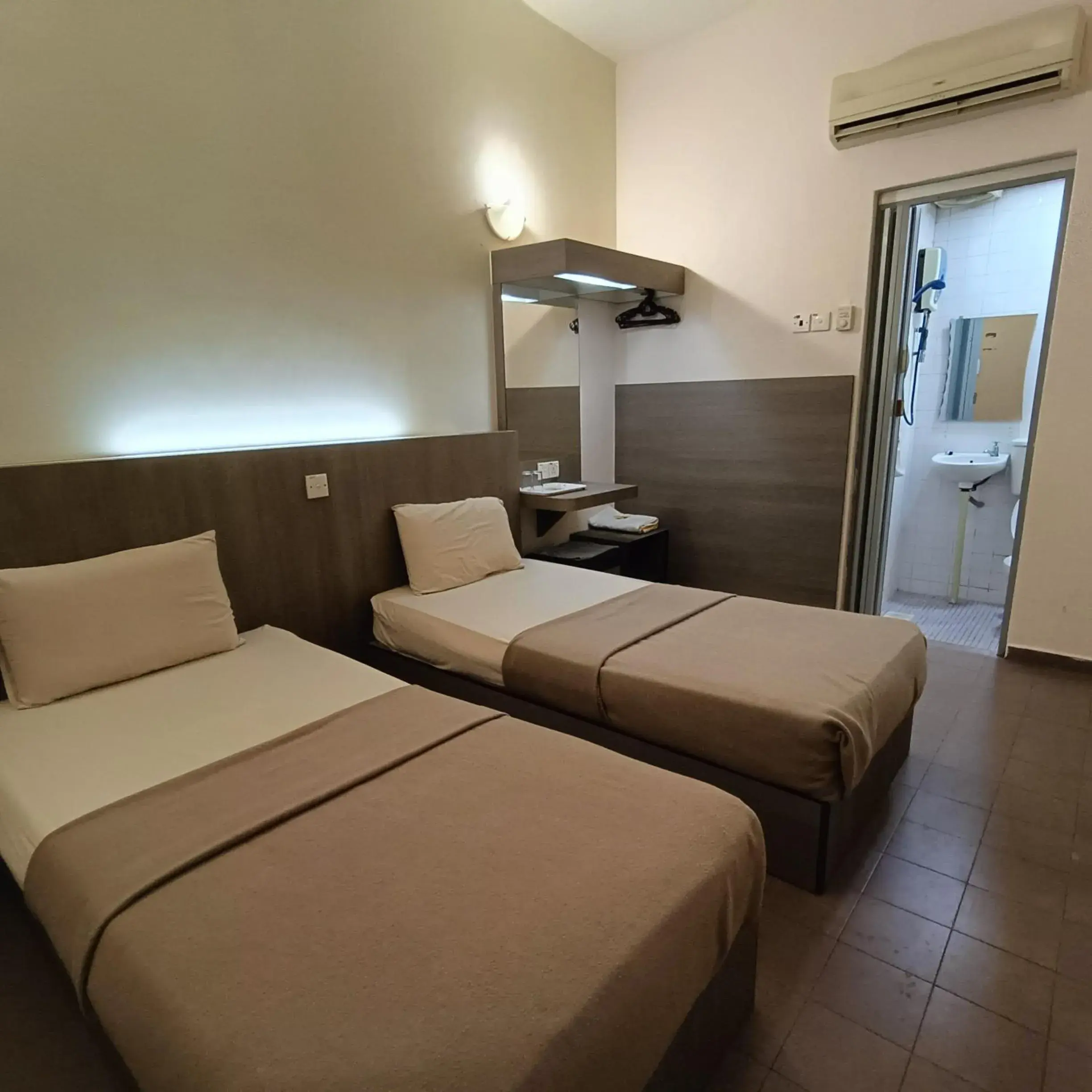 Standard Double or Twin Room - single occupancy in Park City Motel Standard Double or Twin Room - single occupancy in Park City Motel