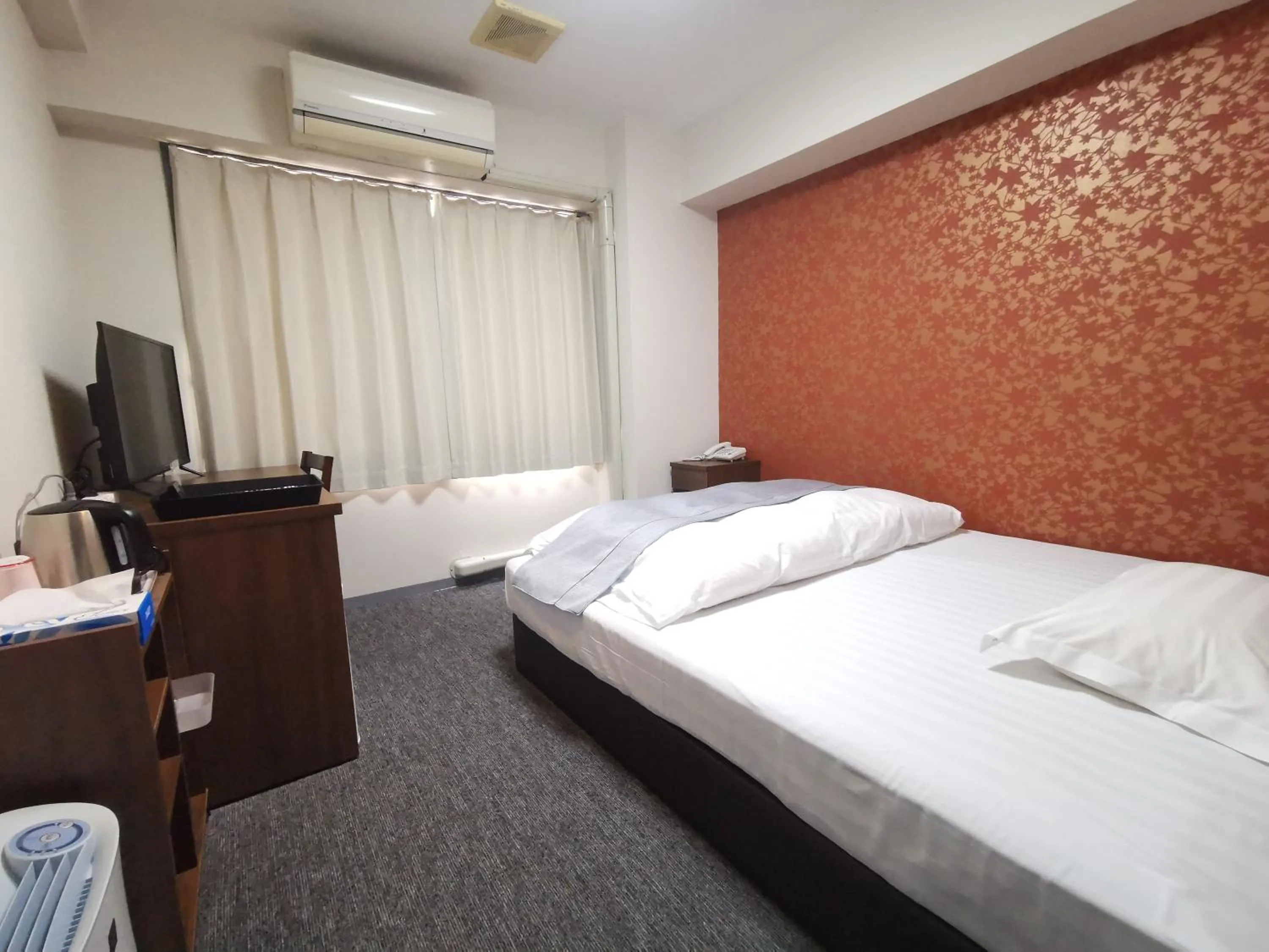 Bed in Business Hotel Azuma