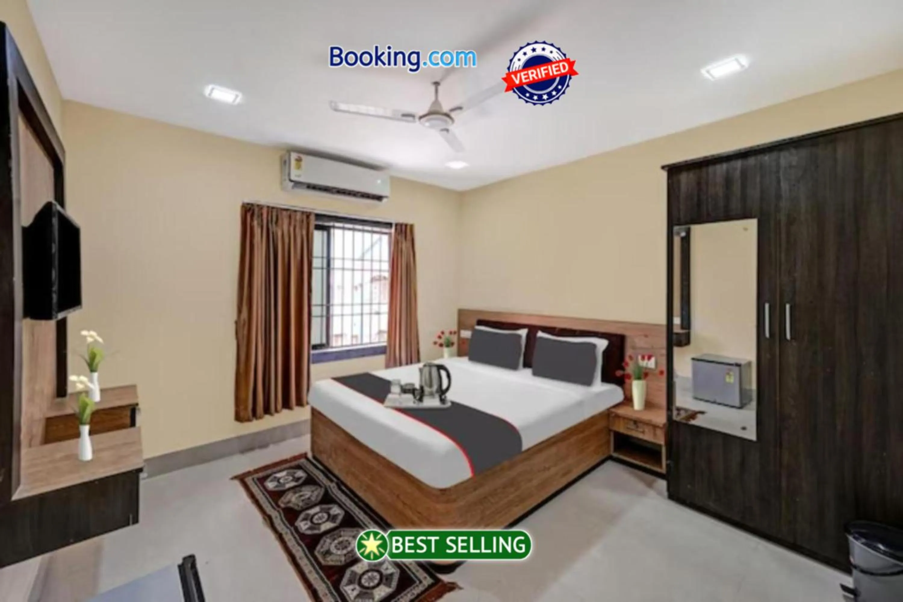 Bed in Goroomgo Hotel Moon Light Guest House Bhubaneswar - Perfect Room with Spacious Room