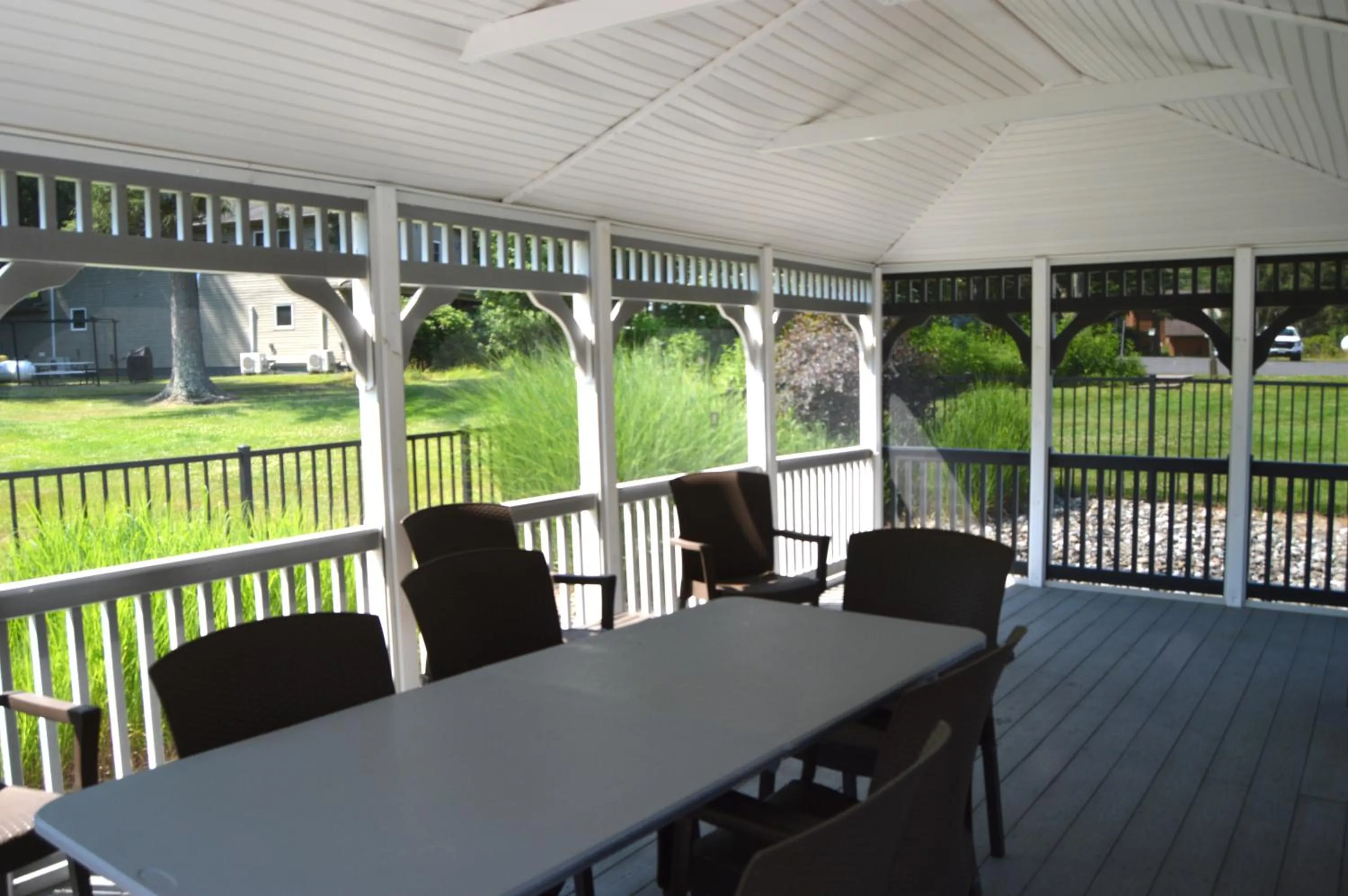 Patio in Woodfield Manor - A Sundance Vacations Property