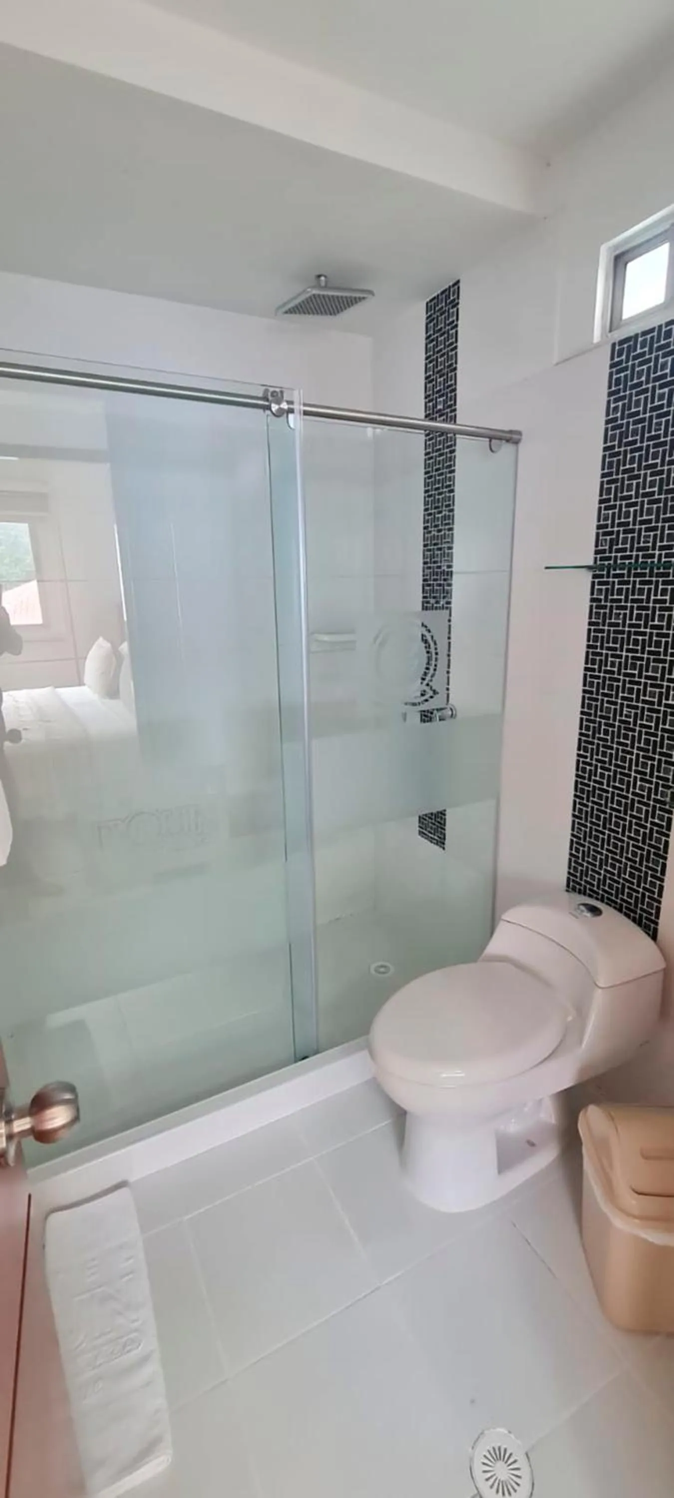 Shower in Hotel B`Quin Plaza Cúcuta