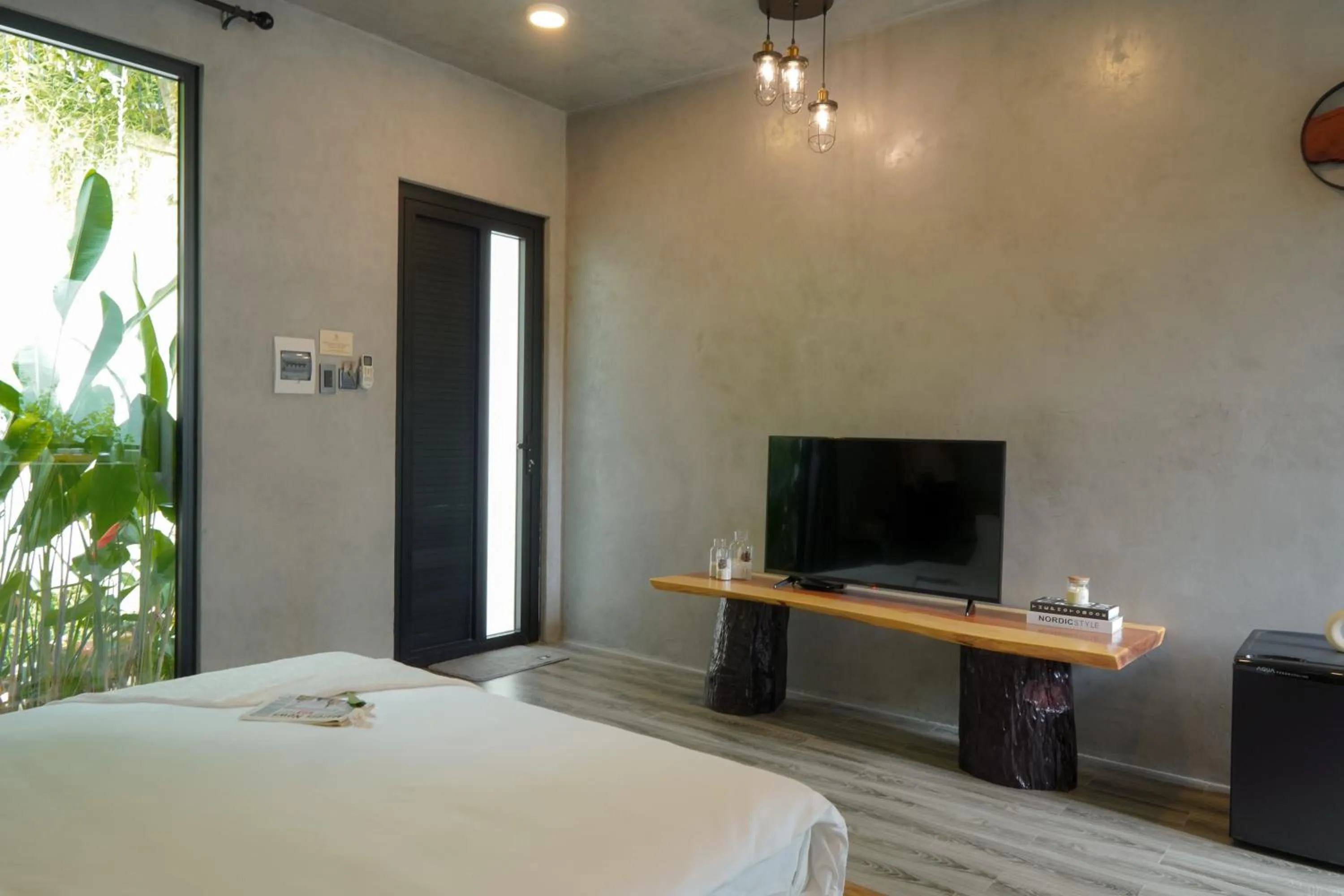 Bed in Babylon Mini Resort