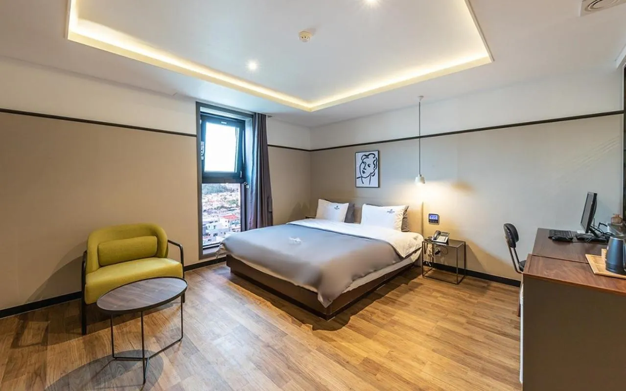 Bed in Brown Dot Hotel Jeonggwan