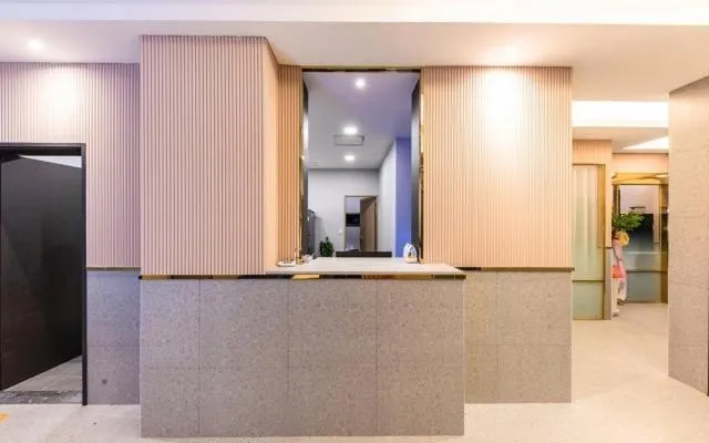 Brown Dot Hotel Jeonggwan