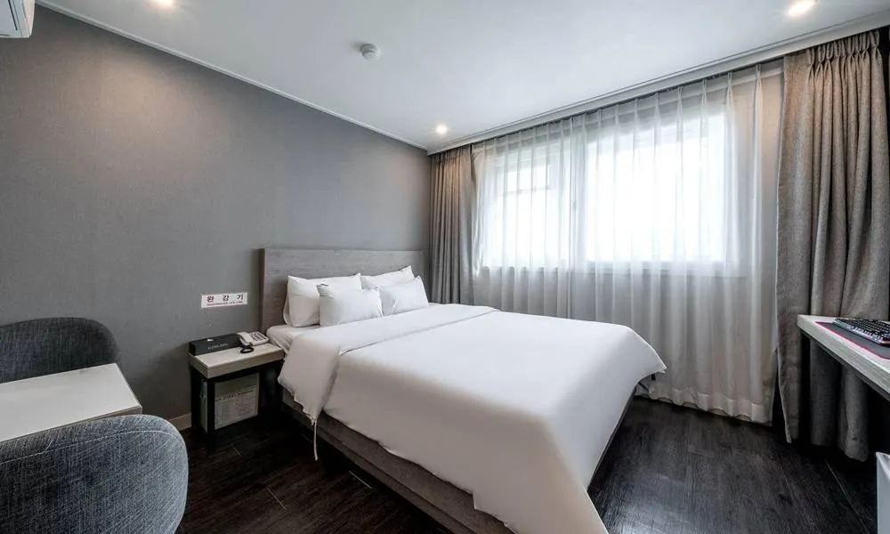 Bed in Anyang ILLOWA Hotel