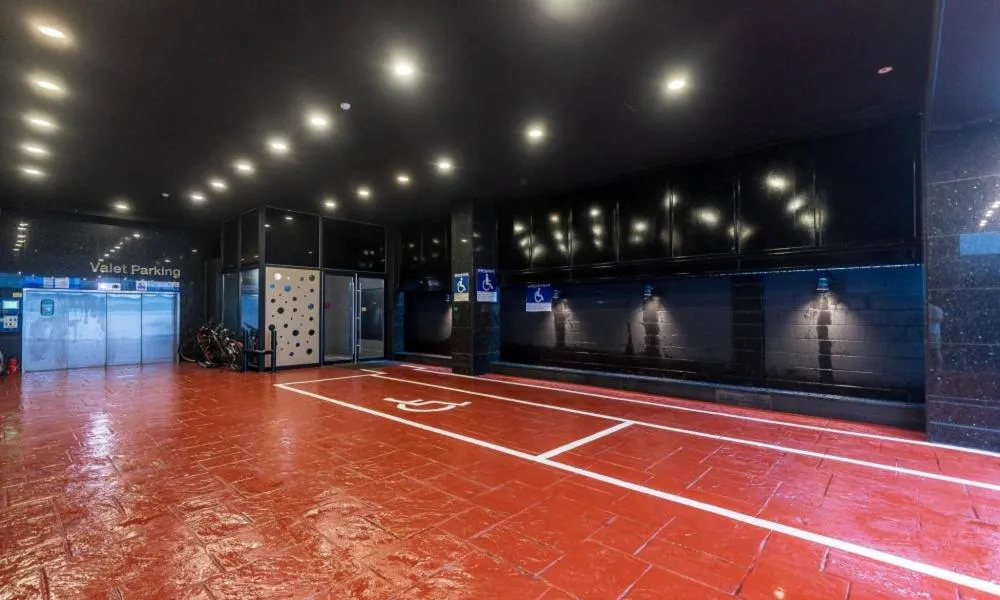 Parking in Anyang ILLOWA Hotel