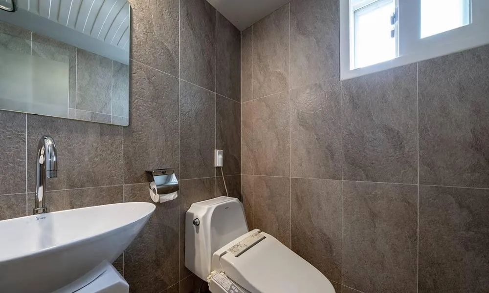 Toilet in Anyang ILLOWA Hotel