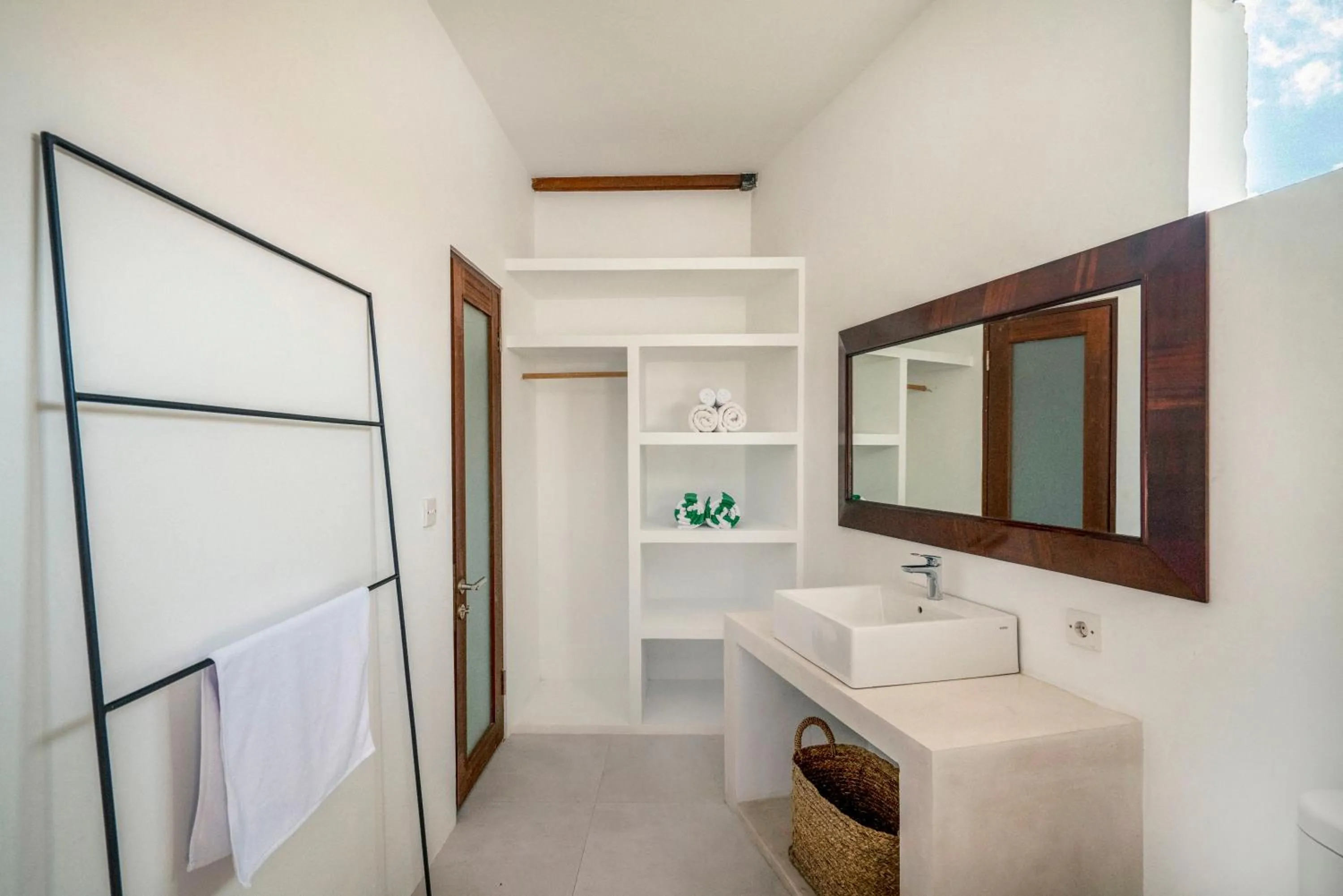 Bathroom in Batu Belig Living Seminyak