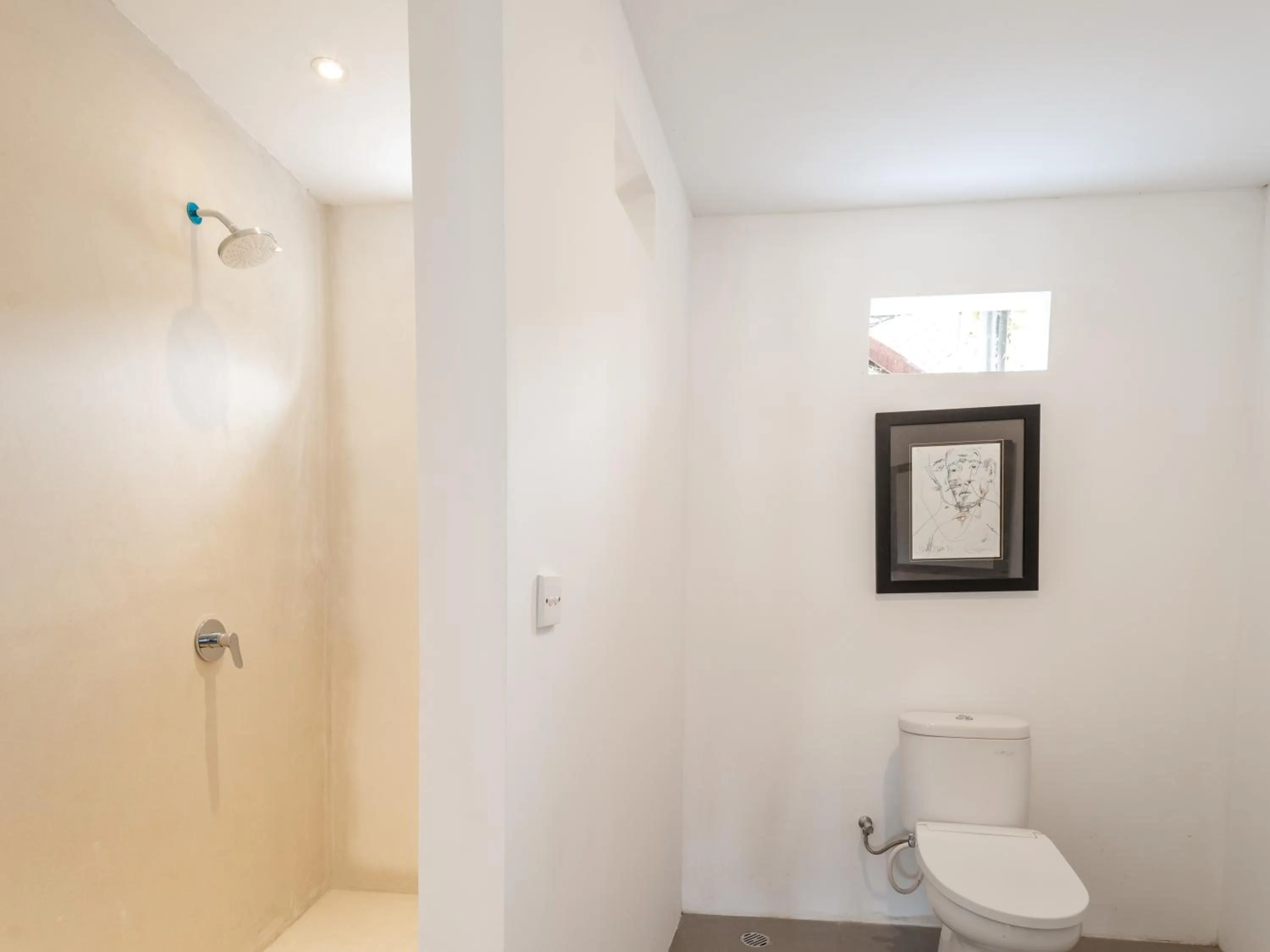 Bathroom in Batu Belig Living Seminyak