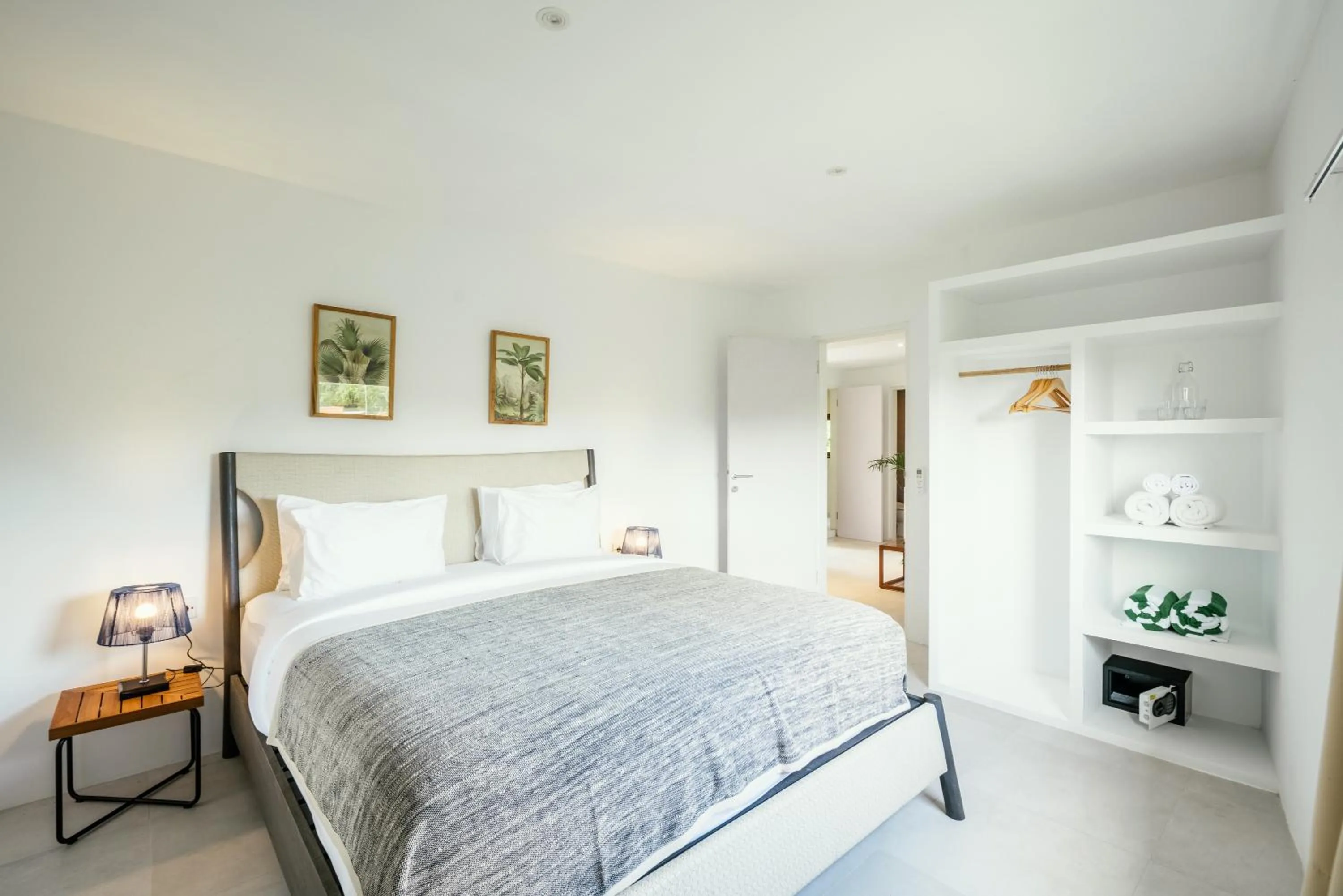 Bedroom, Bed in Batu Belig Living Seminyak