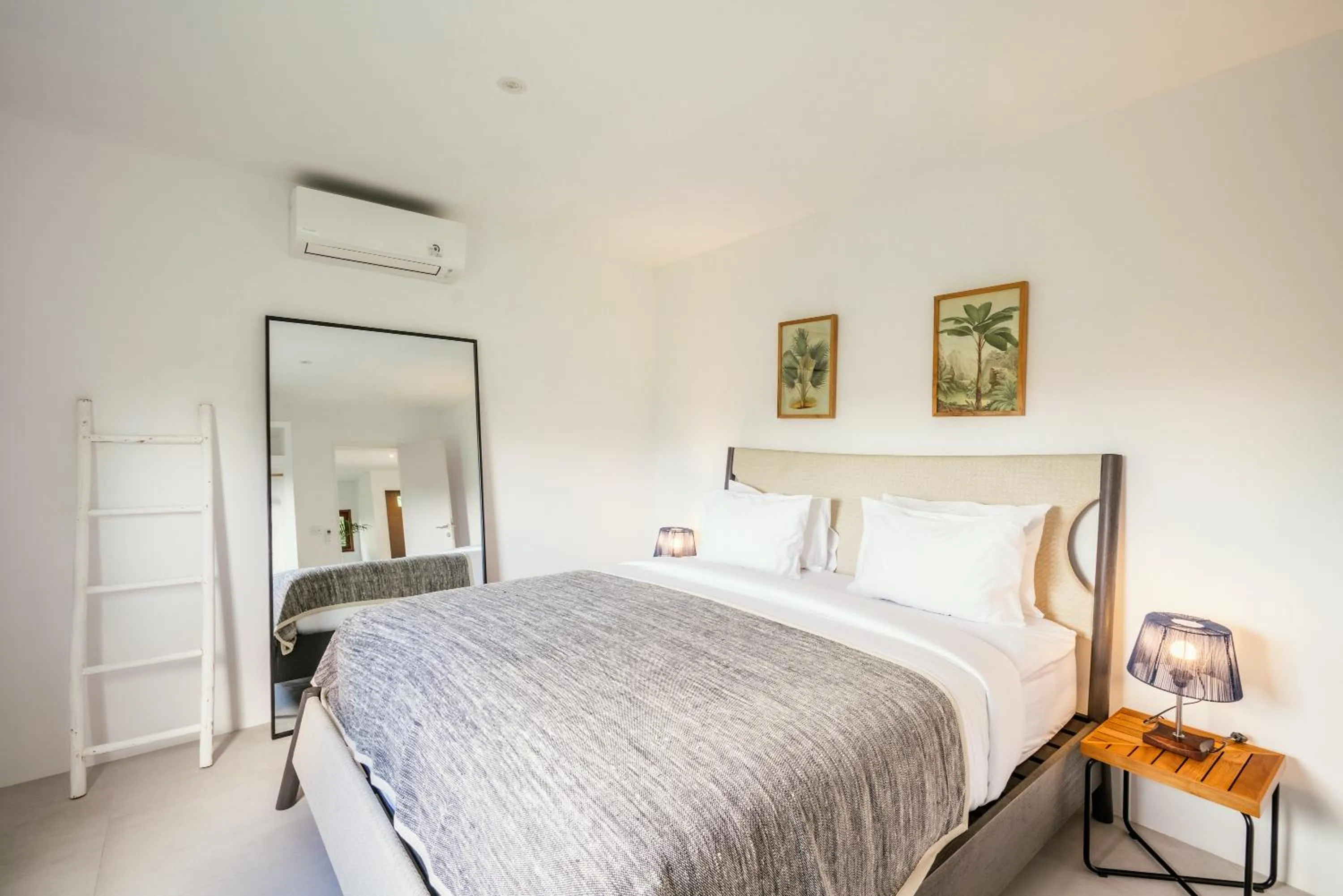 Bedroom, Bed in Batu Belig Living Seminyak