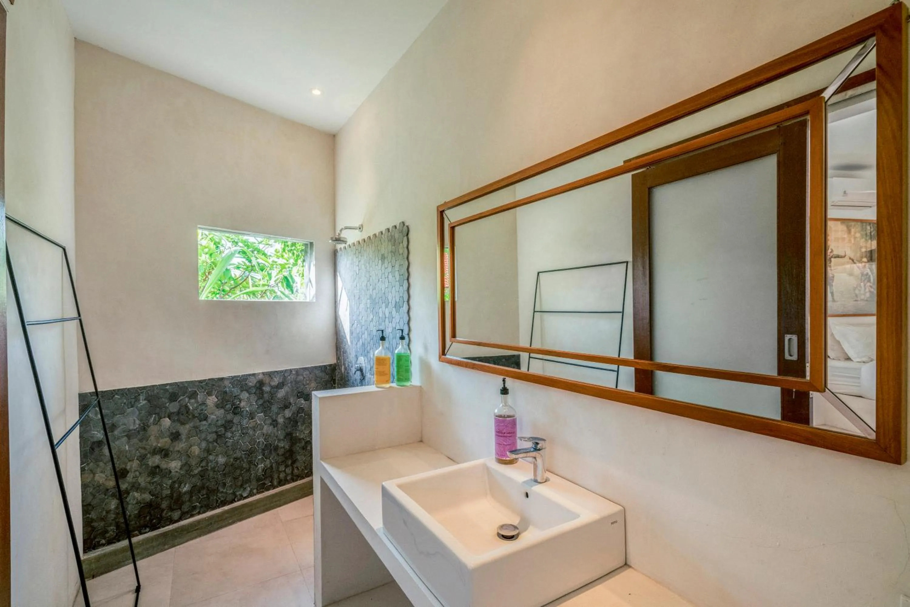 Bathroom in Batu Belig Living Seminyak