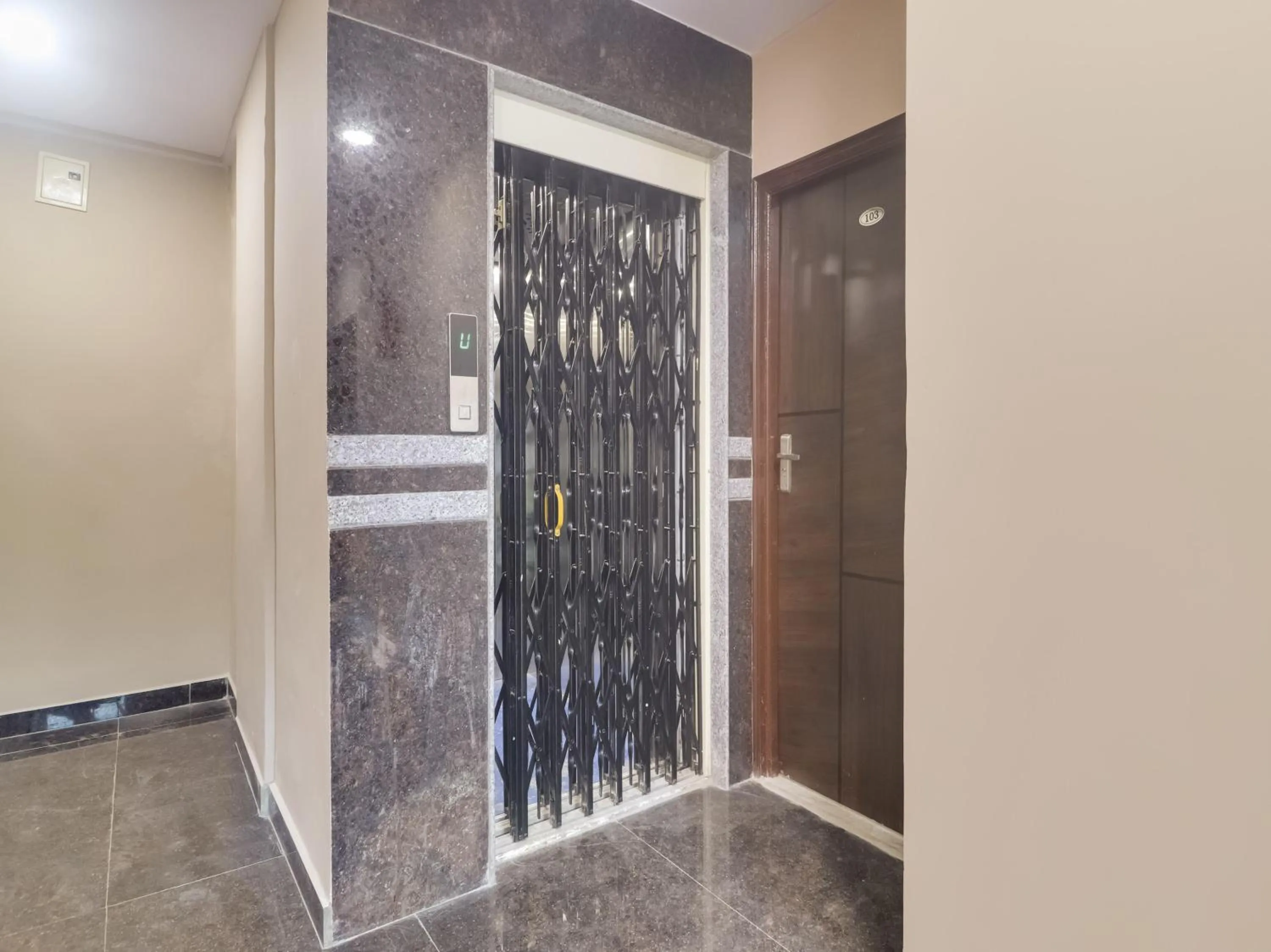 Lobby or reception in Super Hotel O RED STONE