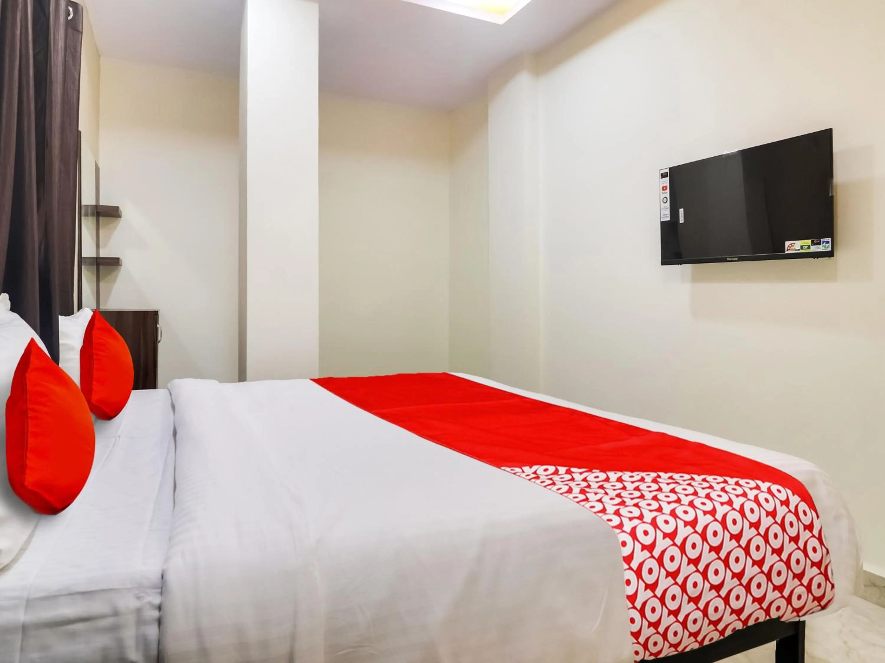 Bedroom, Bed in Super Hotel O RED STONE