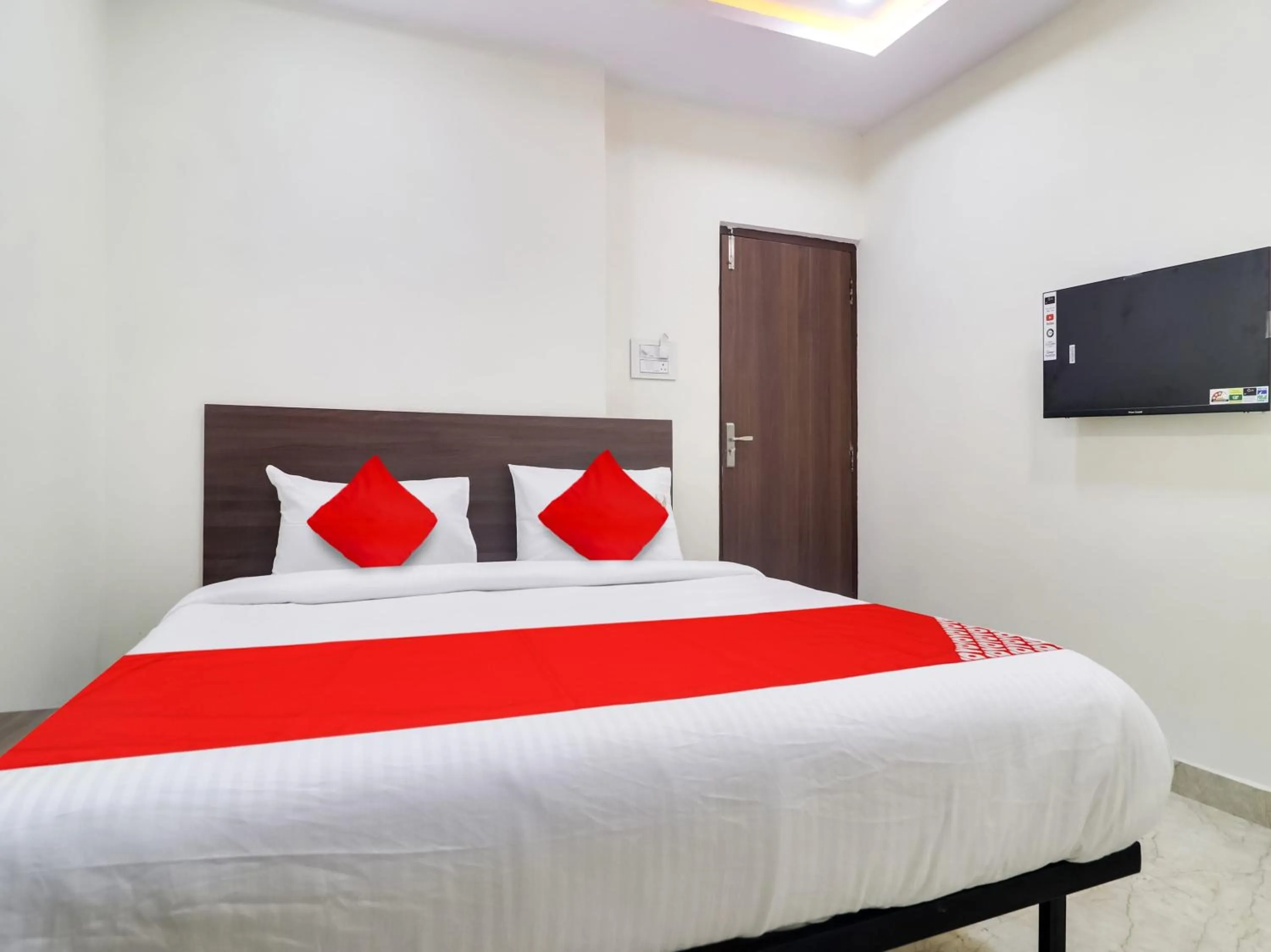 Bedroom, Bed in Super Hotel O RED STONE