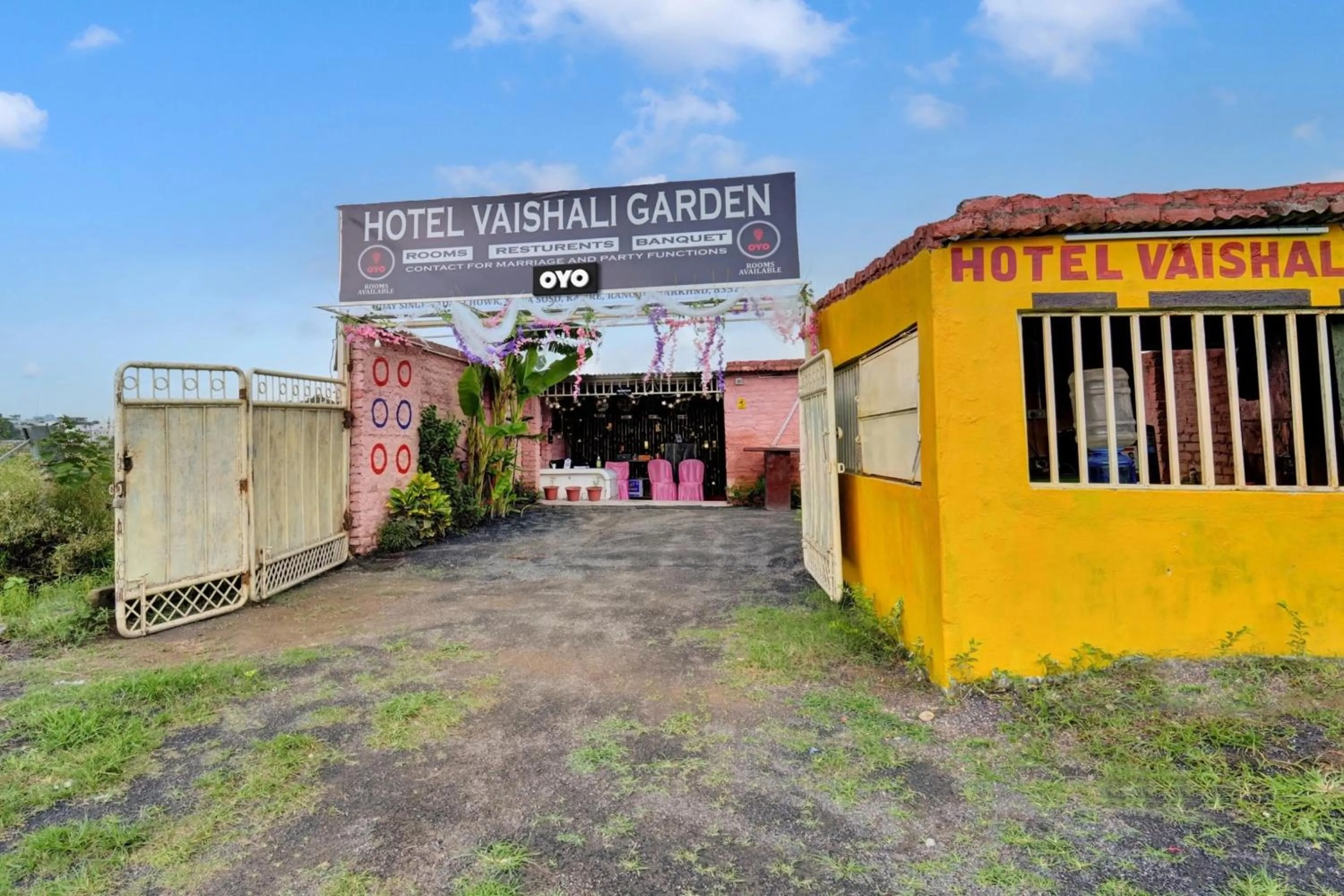 Facade/entrance in Hotel O Vaishali Garden