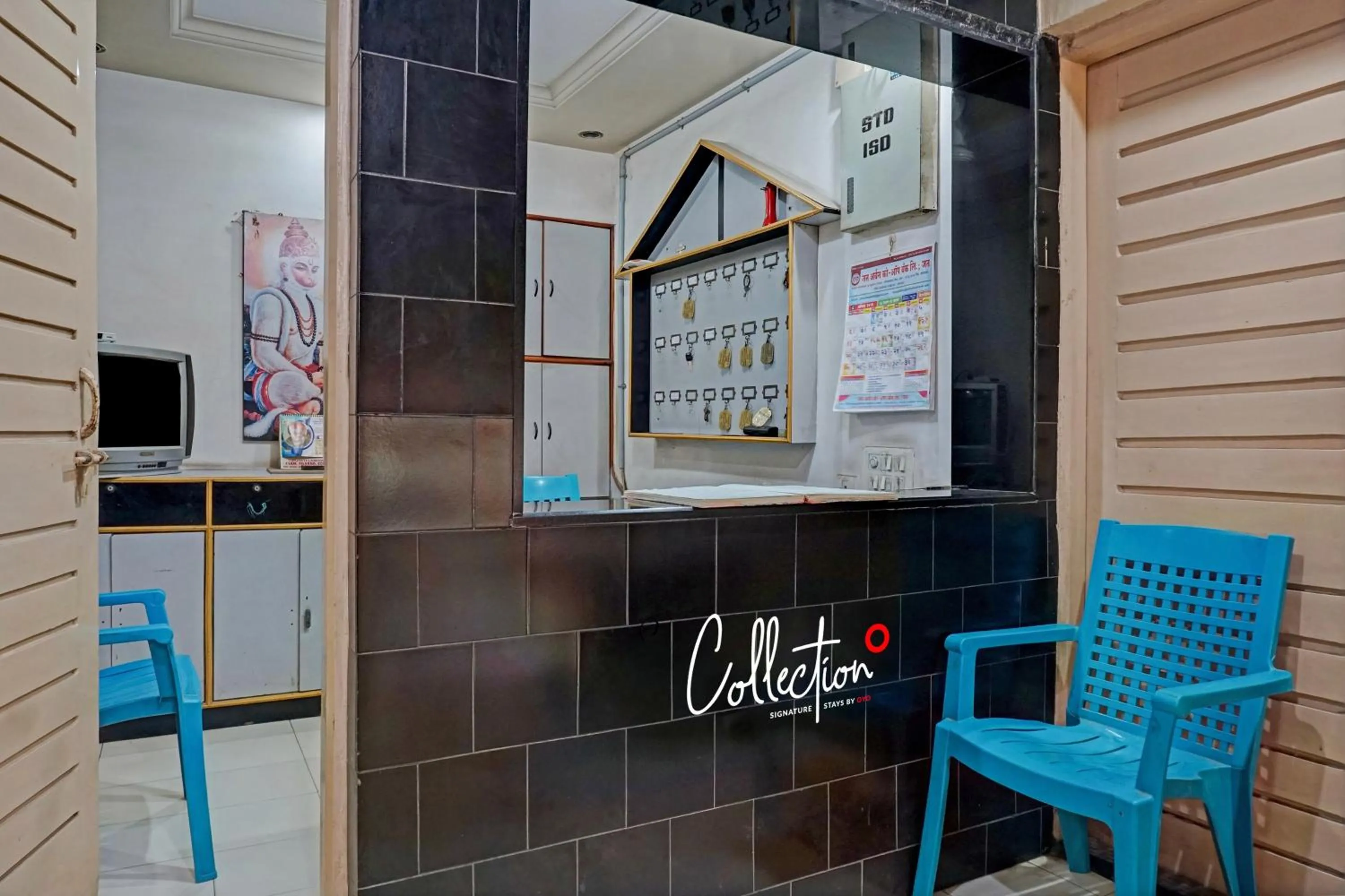 Lobby or reception in Hotel O Thakkar Lodge