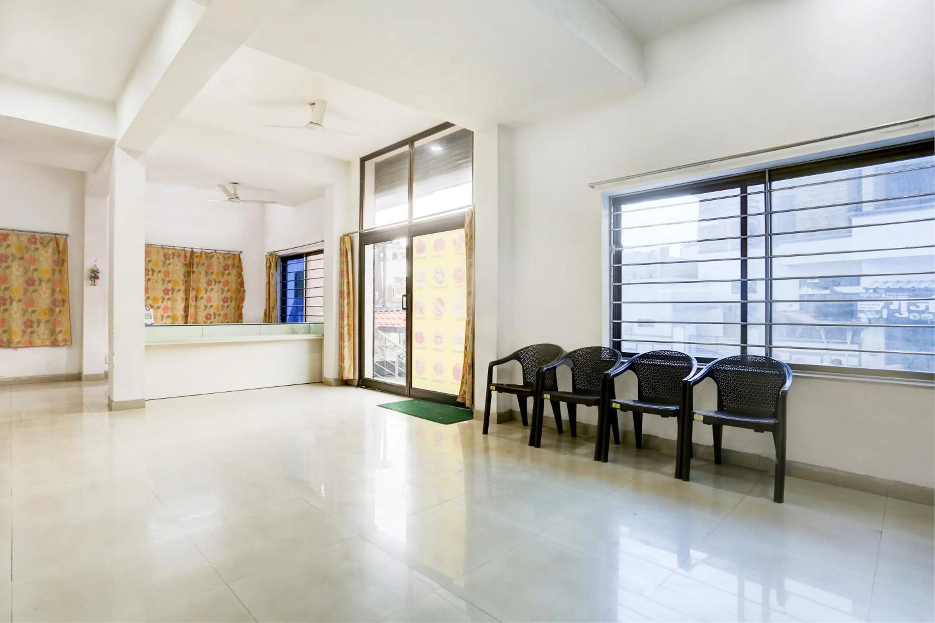 Lobby or reception in Super Hotel O Goverdhan Villa