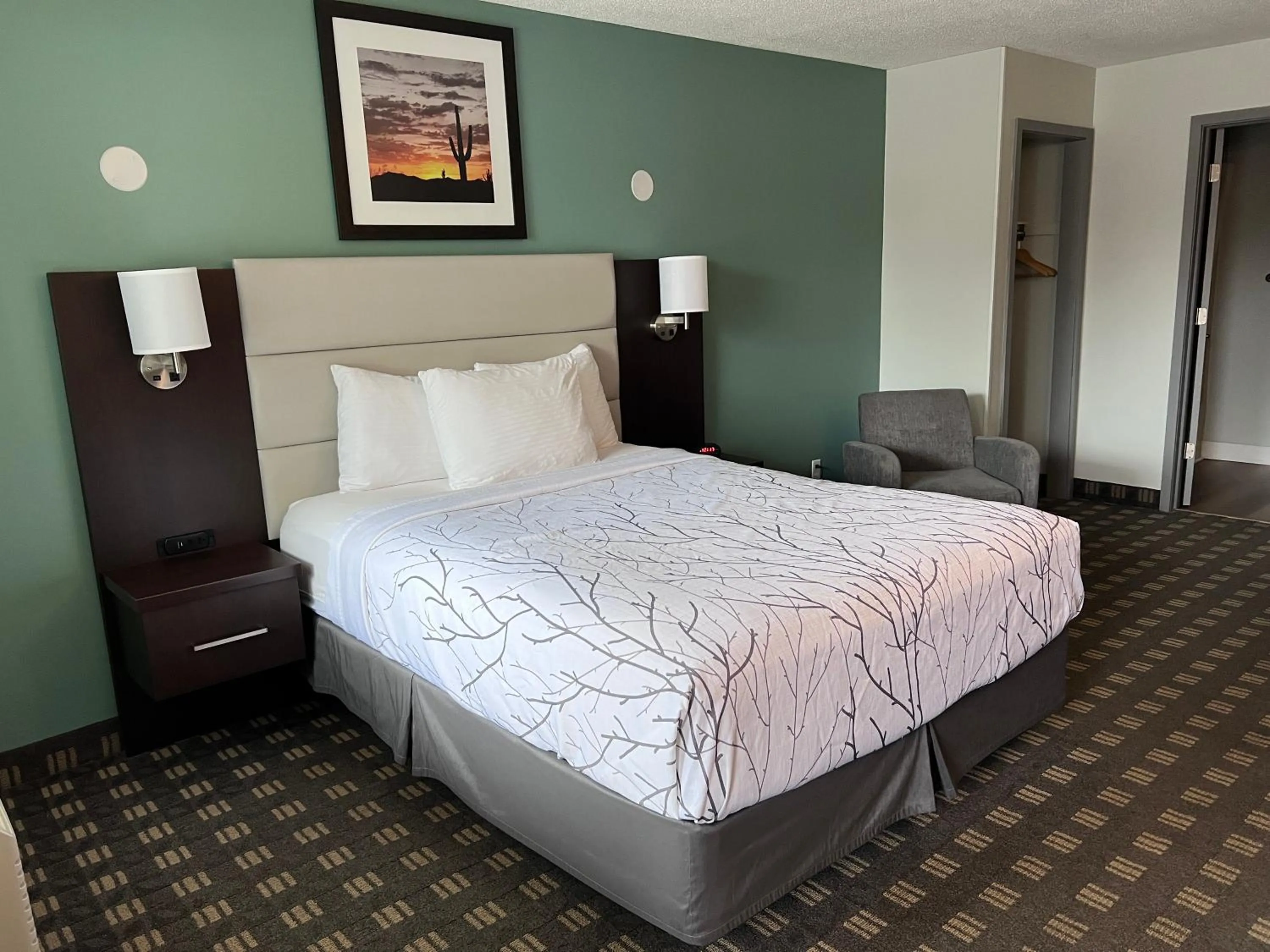 Bedroom, Bed in Wellington Inn