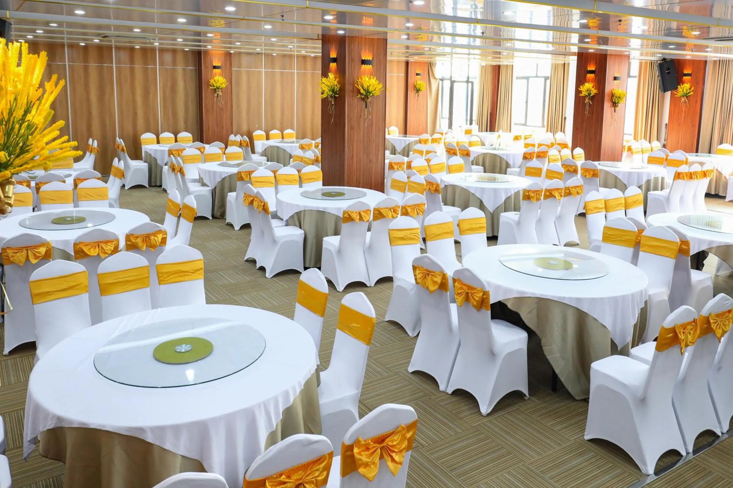 Restaurant/places to eat in Bình An Nhiên hotel