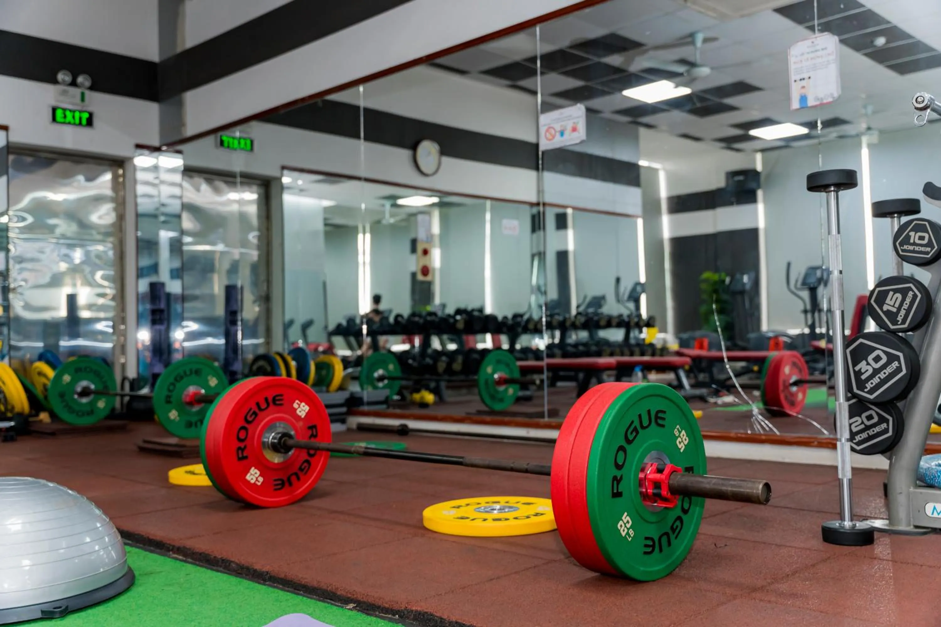 Fitness centre/facilities in Bình An Nhiên hotel