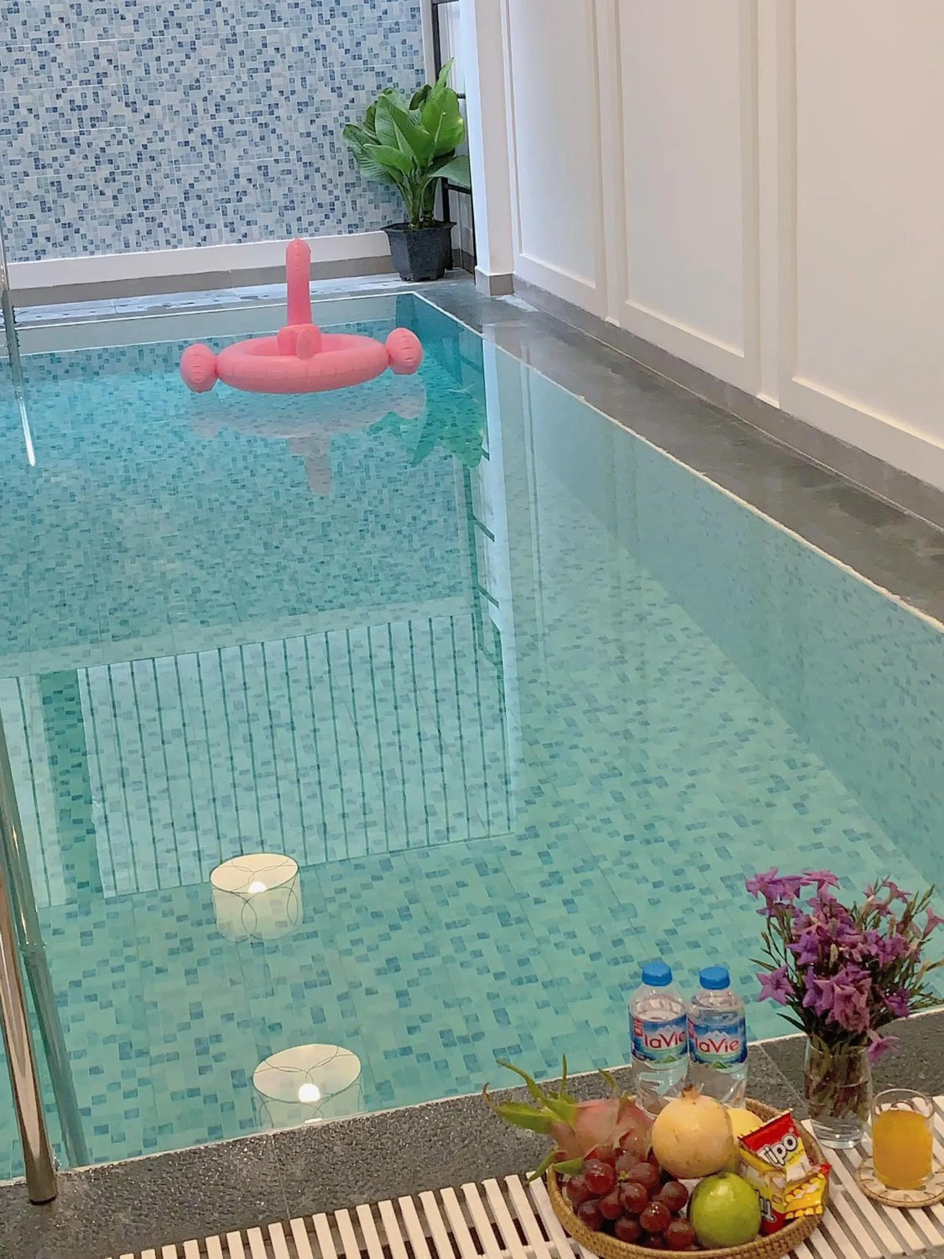 Swimming pool in Kemi House Hoi An