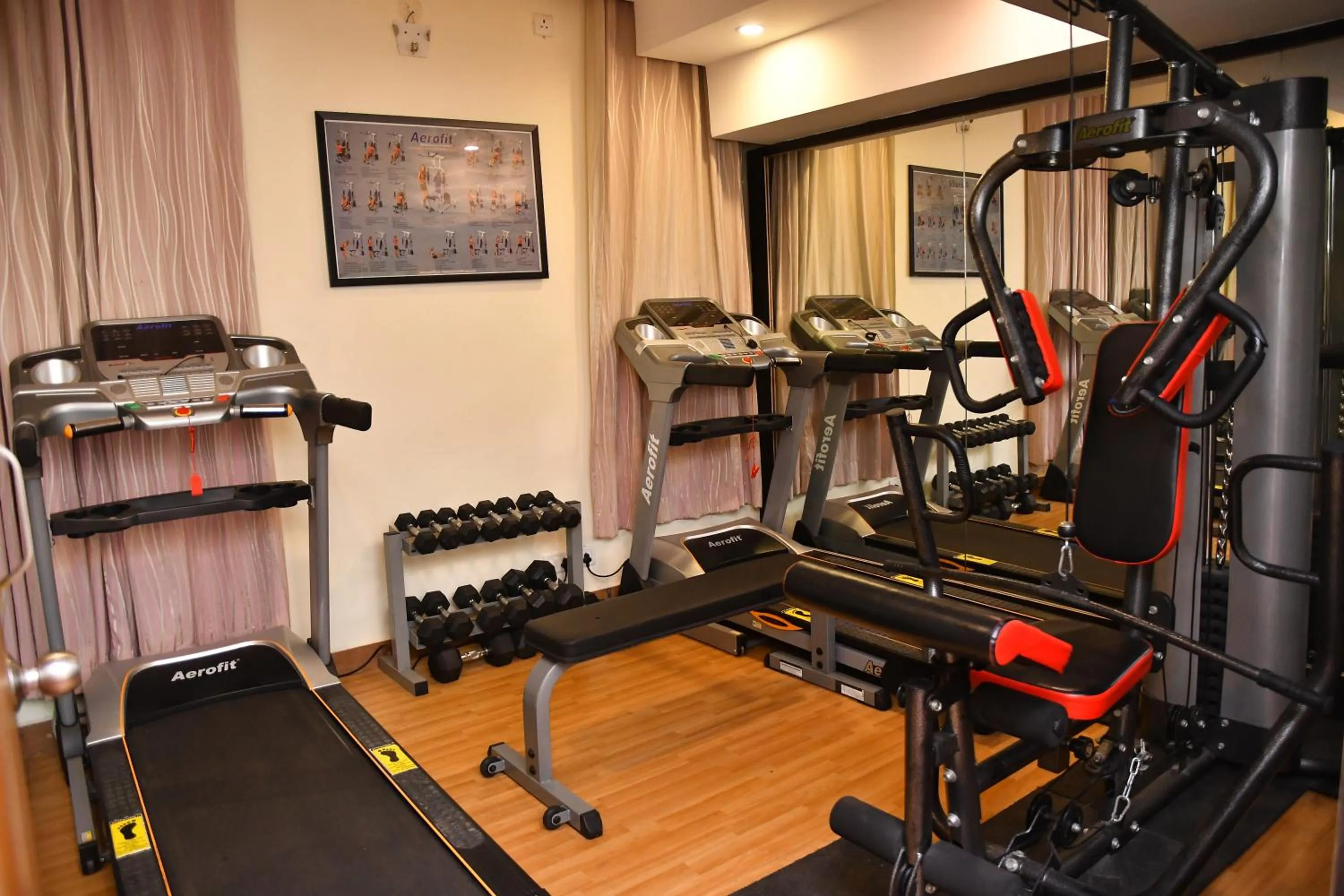 Fitness centre/facilities in Hotel West End