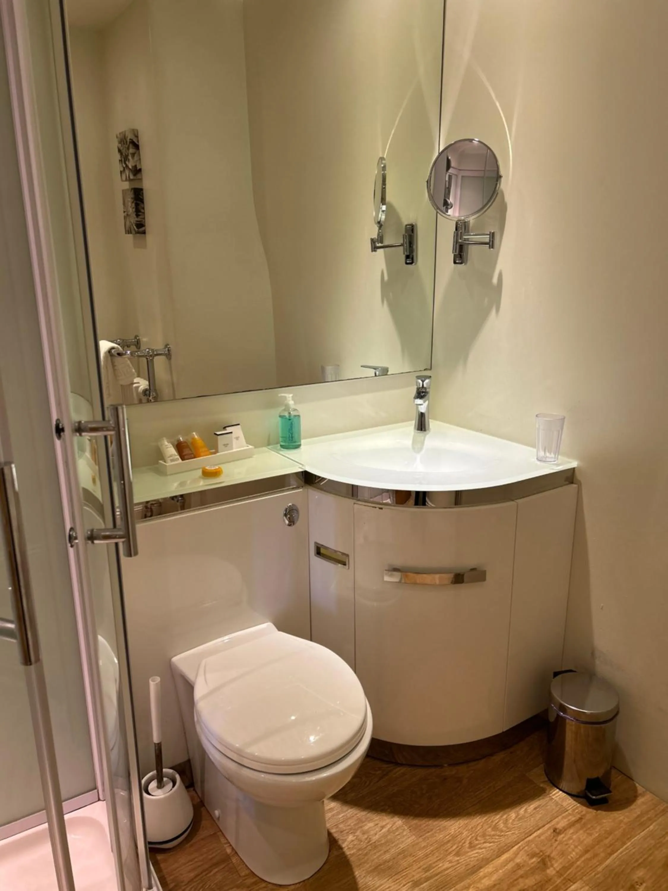 Bathroom in Moresby Hall Country House Hotel