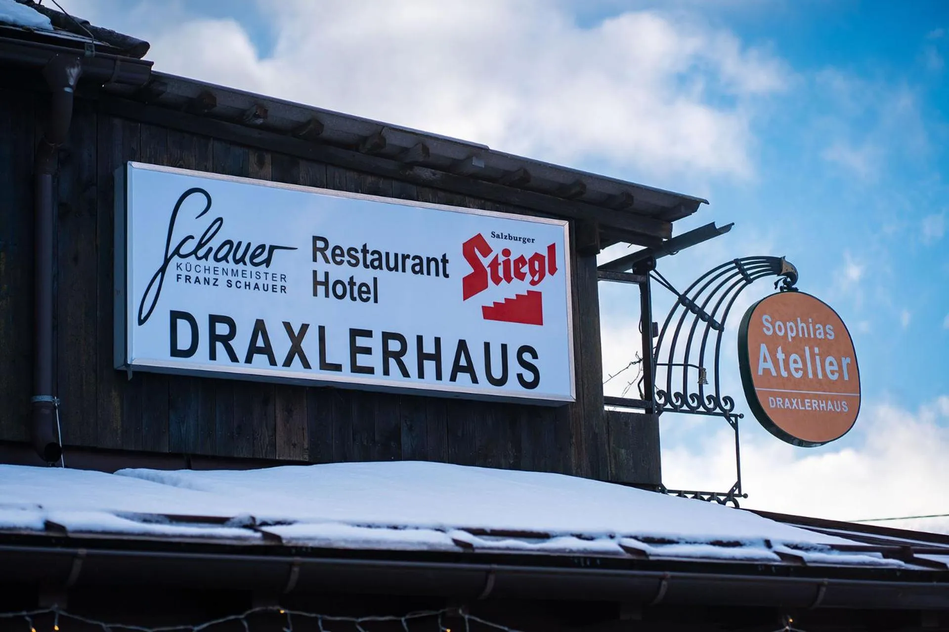 Property building in Draxlerhaus