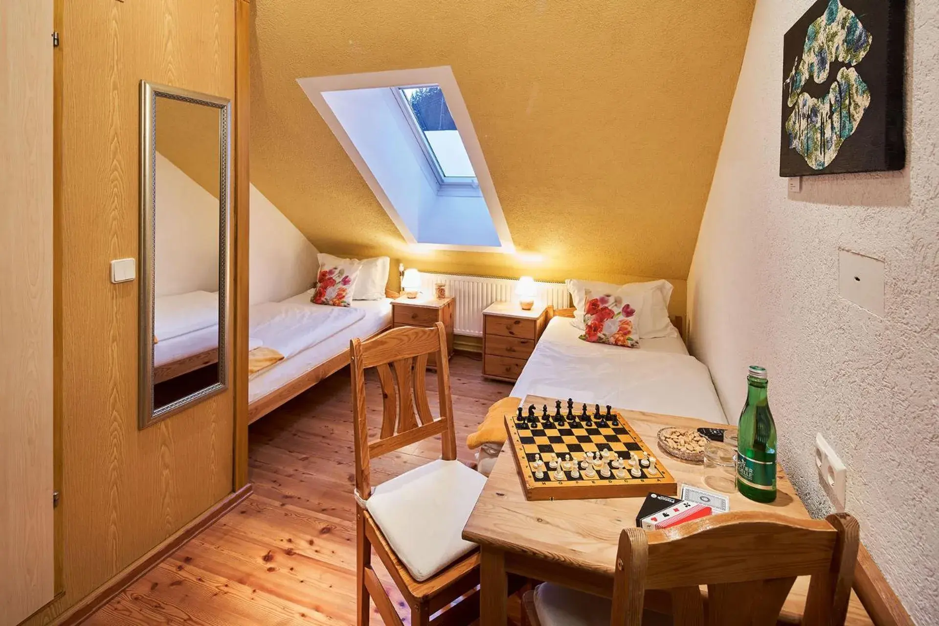 Small Twin Room in Draxlerhaus Small Twin Room in Draxlerhaus