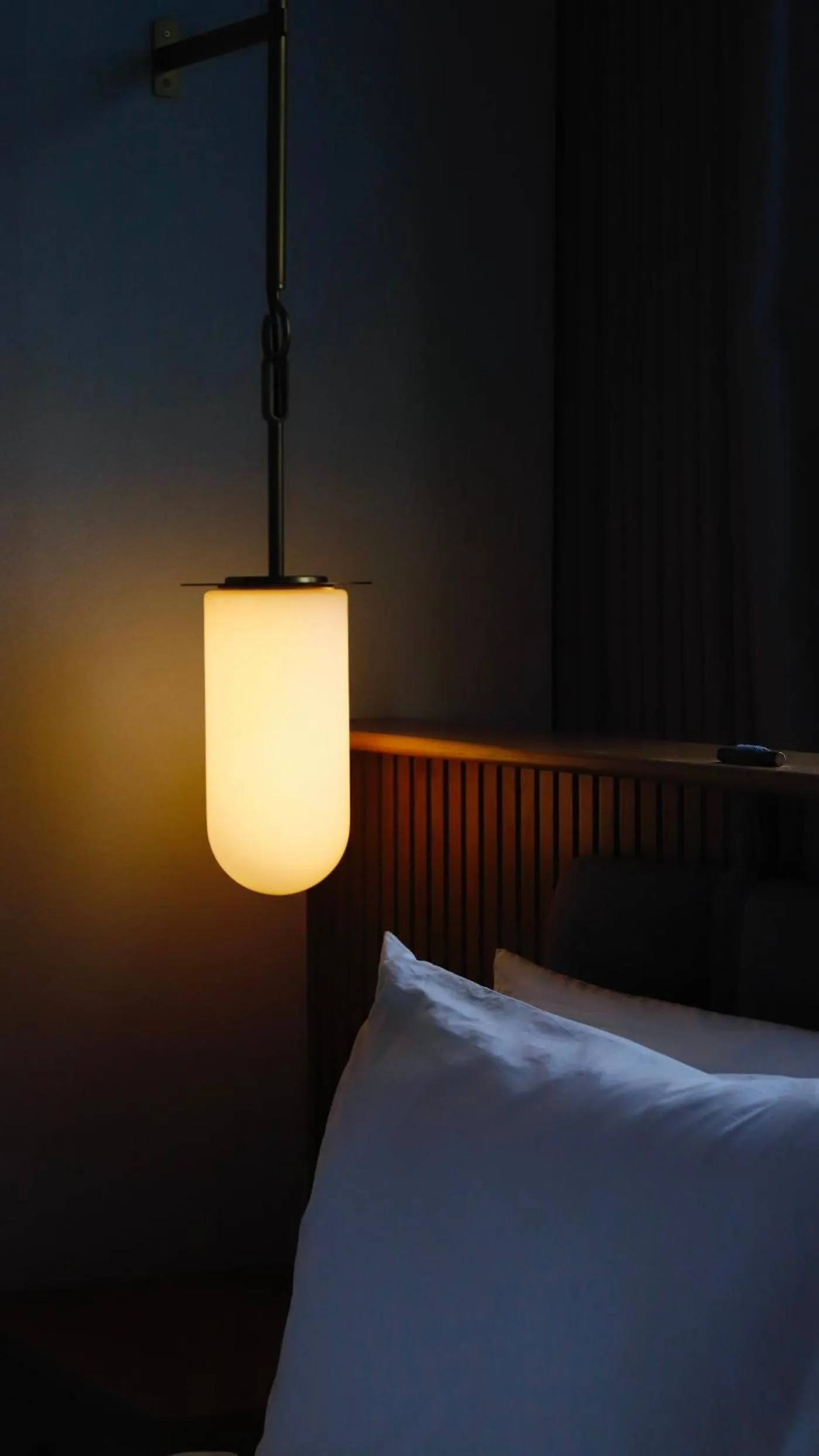 Night, Bed in Artyzen NEW BUND 31 Shanghai Qiantan