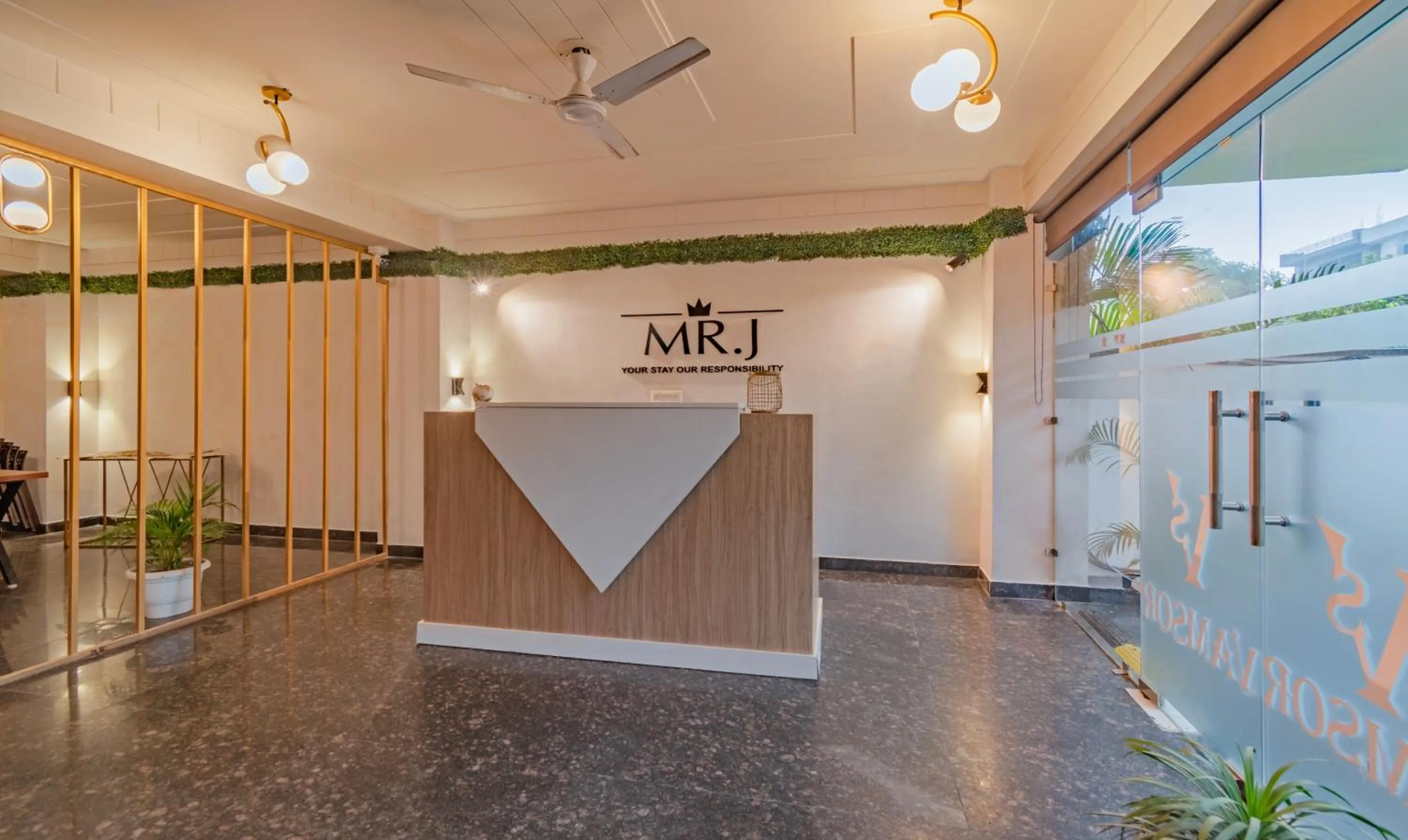 Lobby or reception in Treebo Trend Mr J - Sec 51