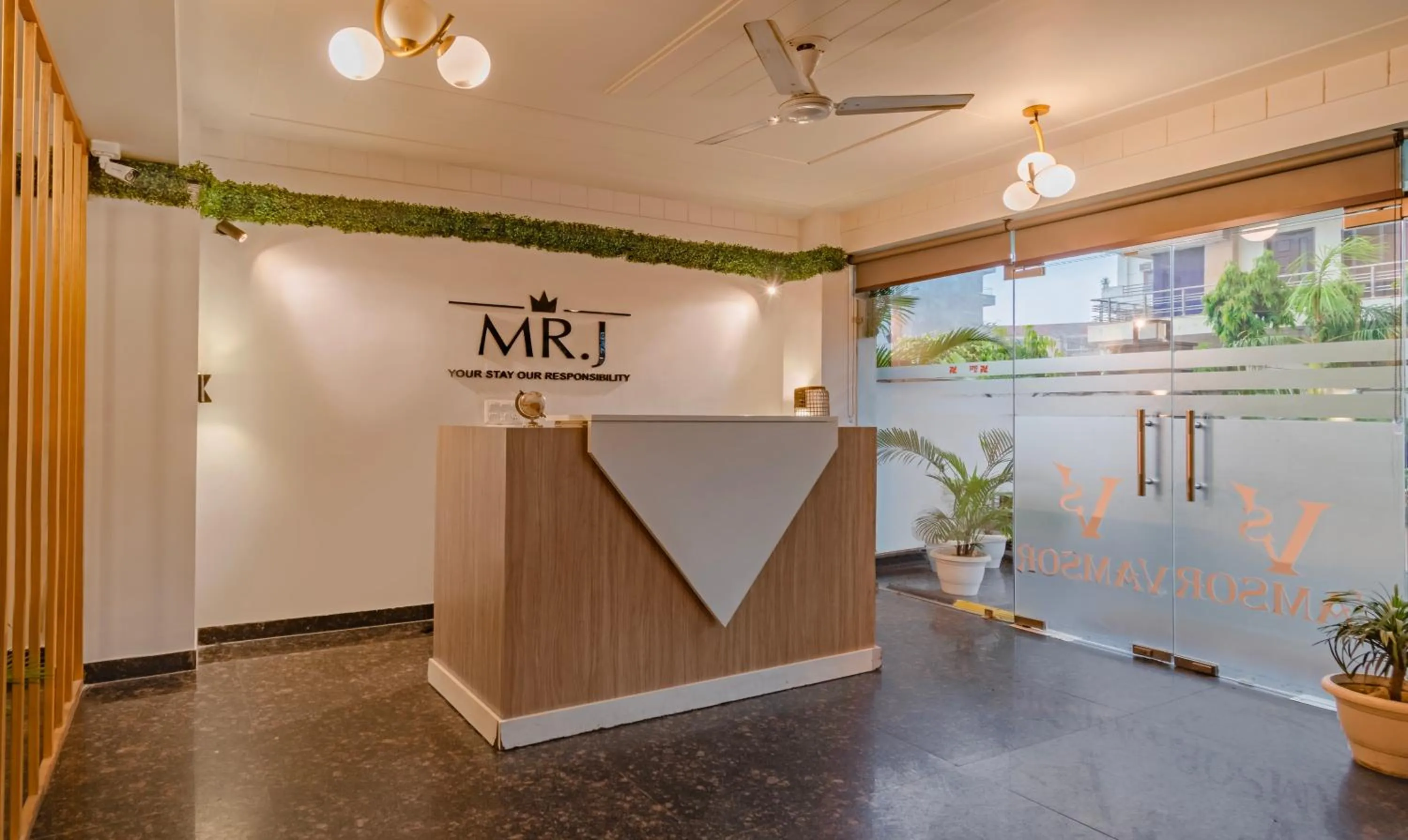 Lobby or reception in Treebo Trend Mr J - Sec 51