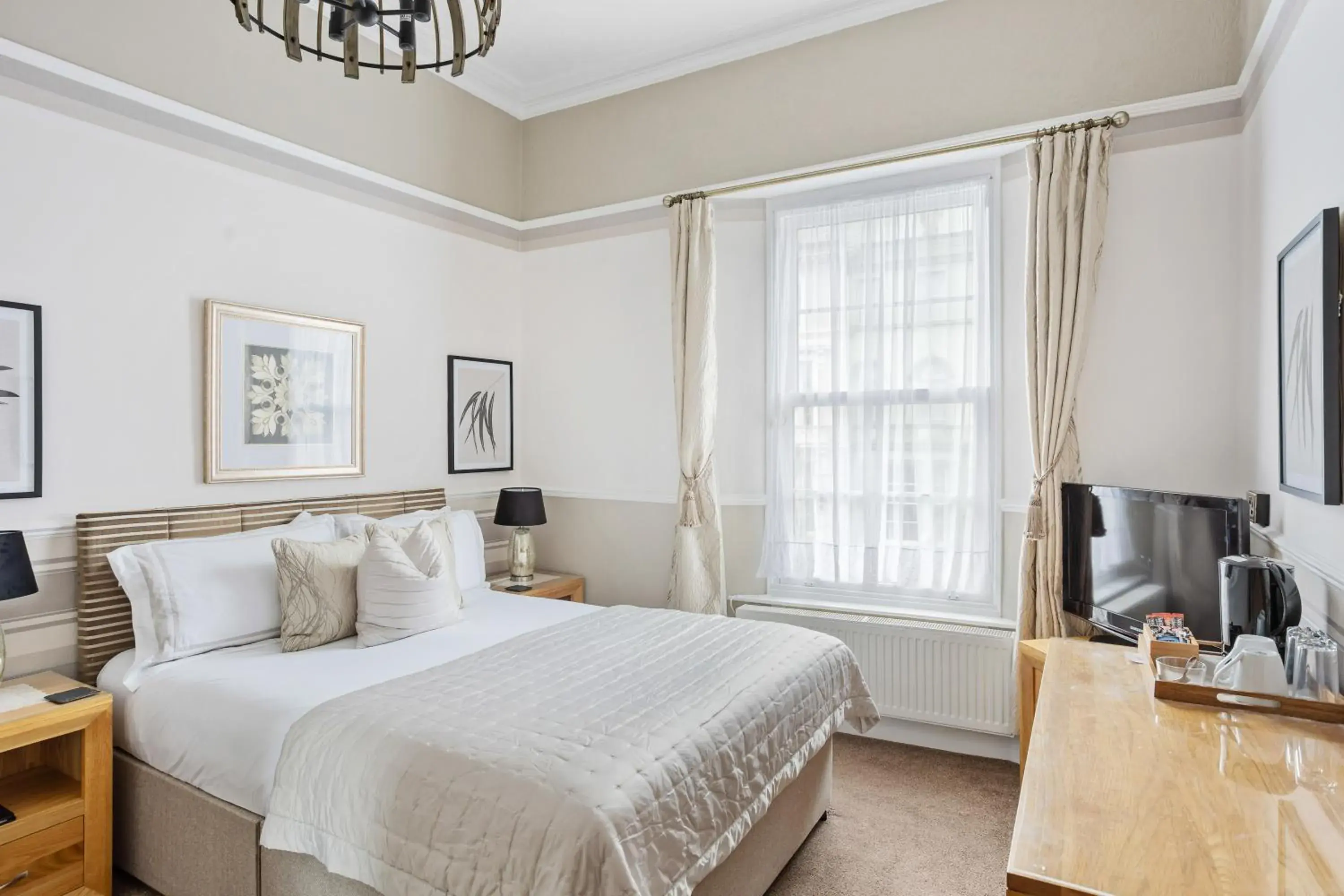 Superior Double Room in Kethla House Superior Double Room in Kethla House