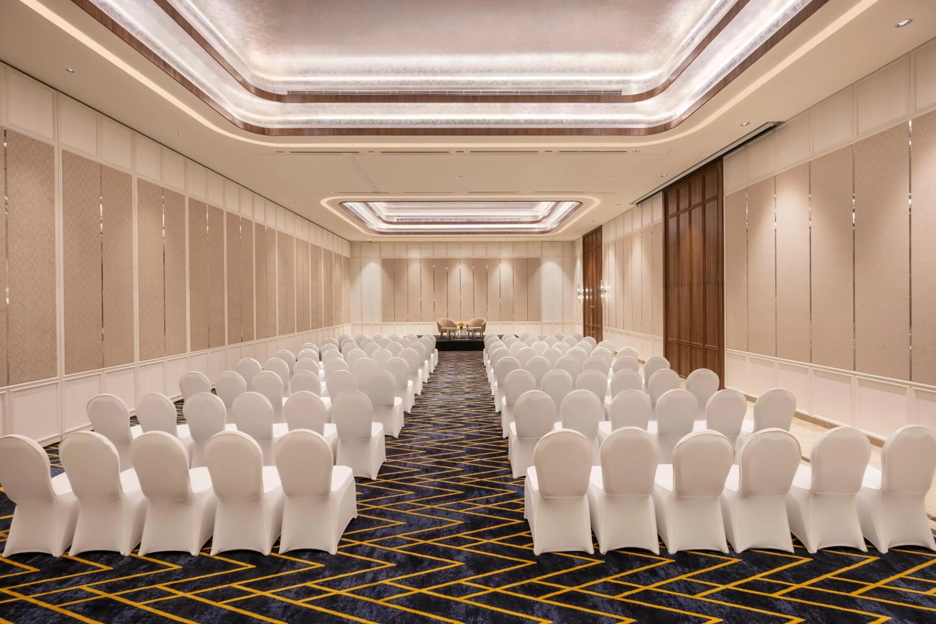 Banquet/Function facilities in Aurika, Mumbai International Airport - Luxury by Lemon Tree Hotels