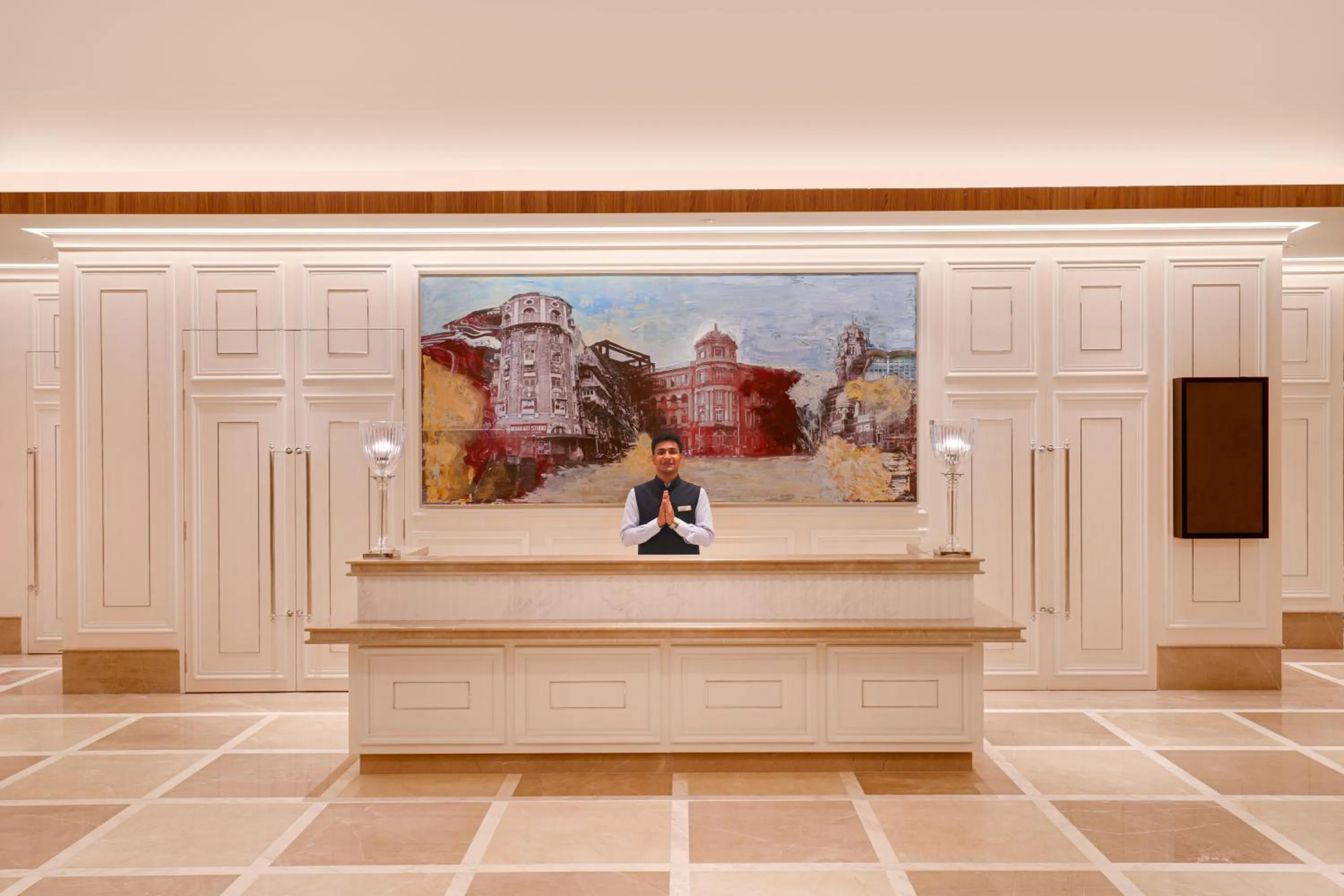 Lobby or reception in Aurika, Mumbai International Airport - Luxury by Lemon Tree Hotels