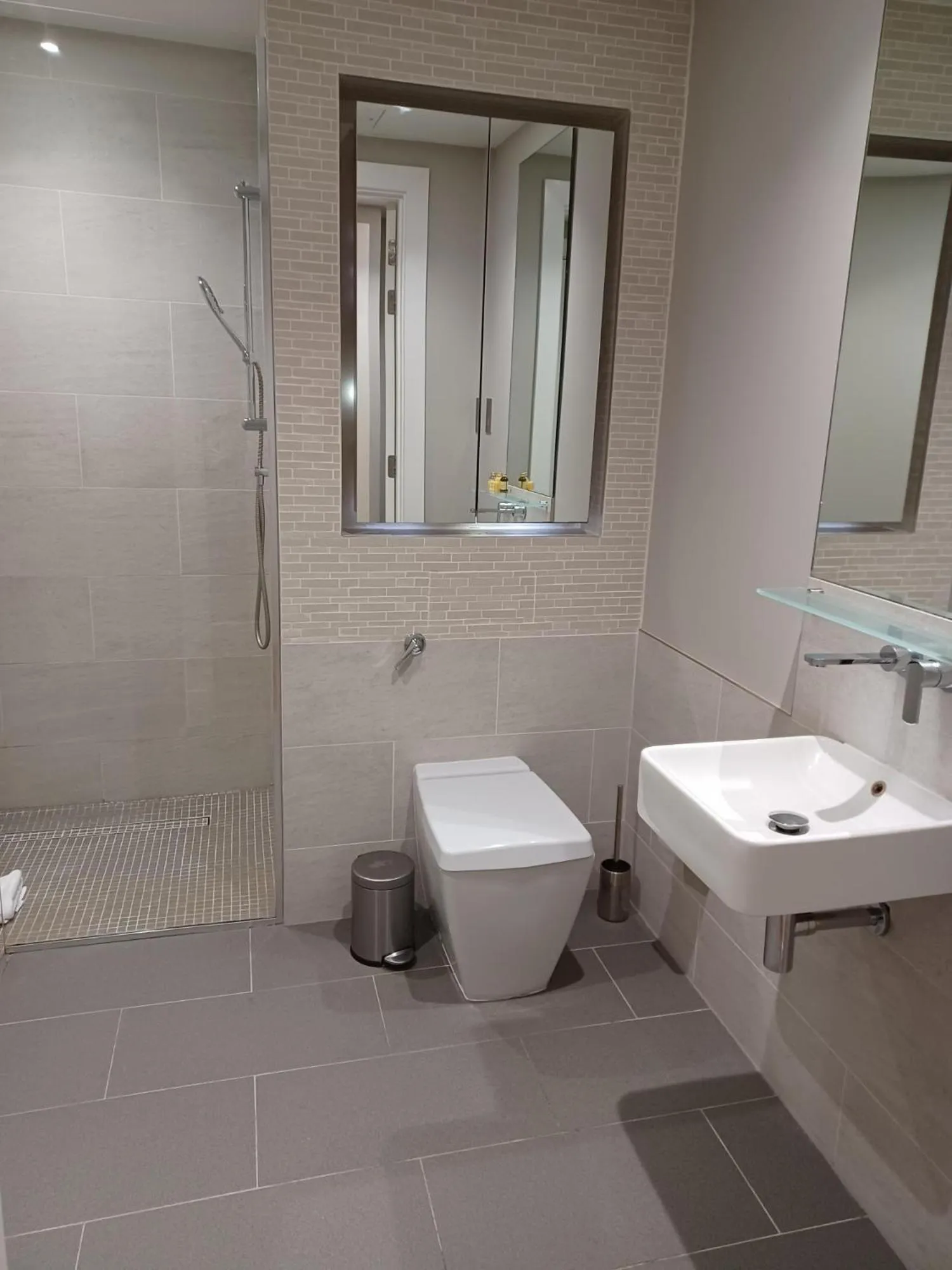 Bathroom in Grays Inn by Aeria Apartments