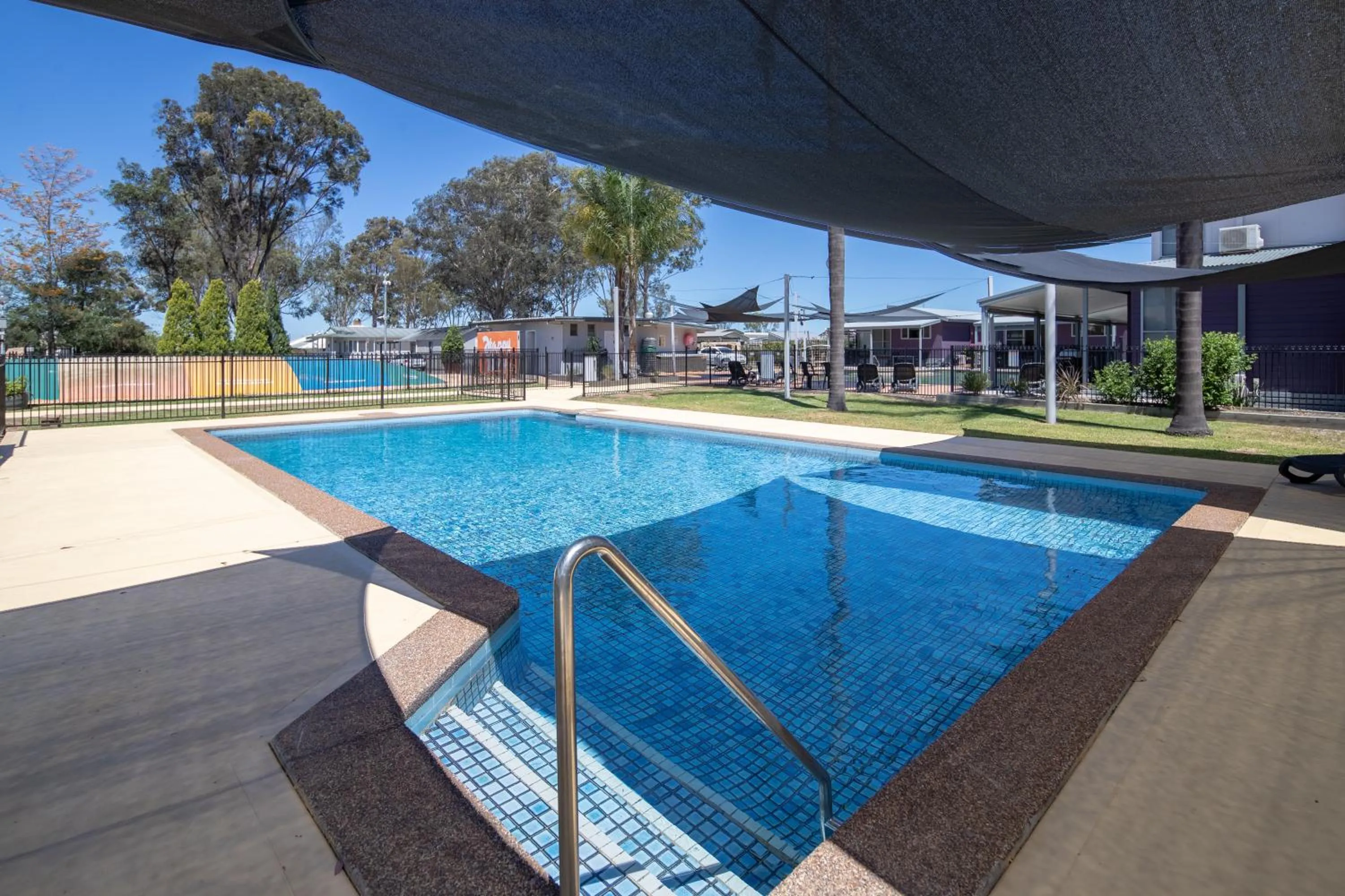 Swimming pool in Ingenia Holidays Hunter Valley
